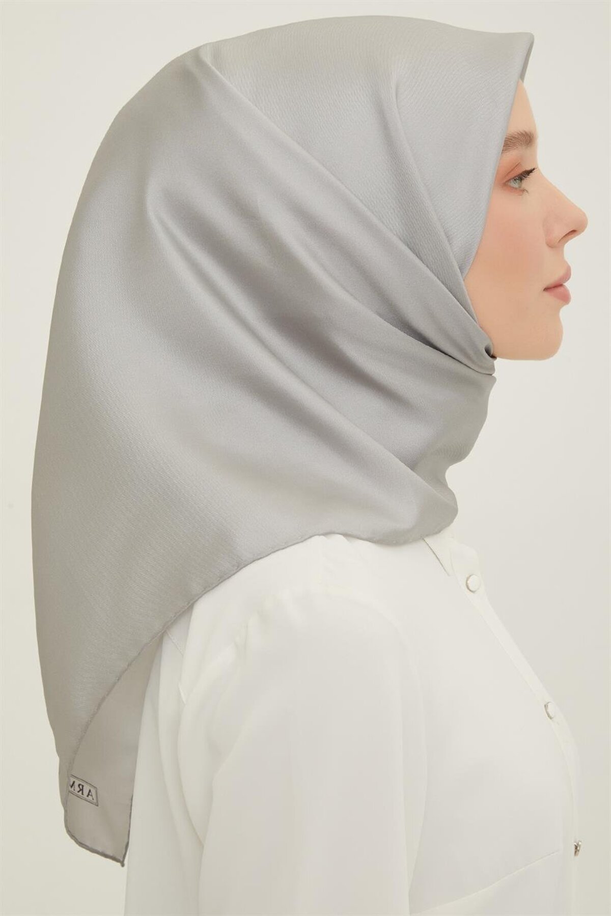 روسری زنانه آرمینه | E22YA0010D02-1096 Armine - Image 2