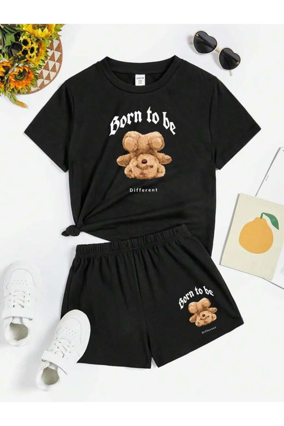 YUNAYT Set Pantaloni Scurți Și Tricou Pentru Copii - Cu Buzunare Unisex - 5–6 years