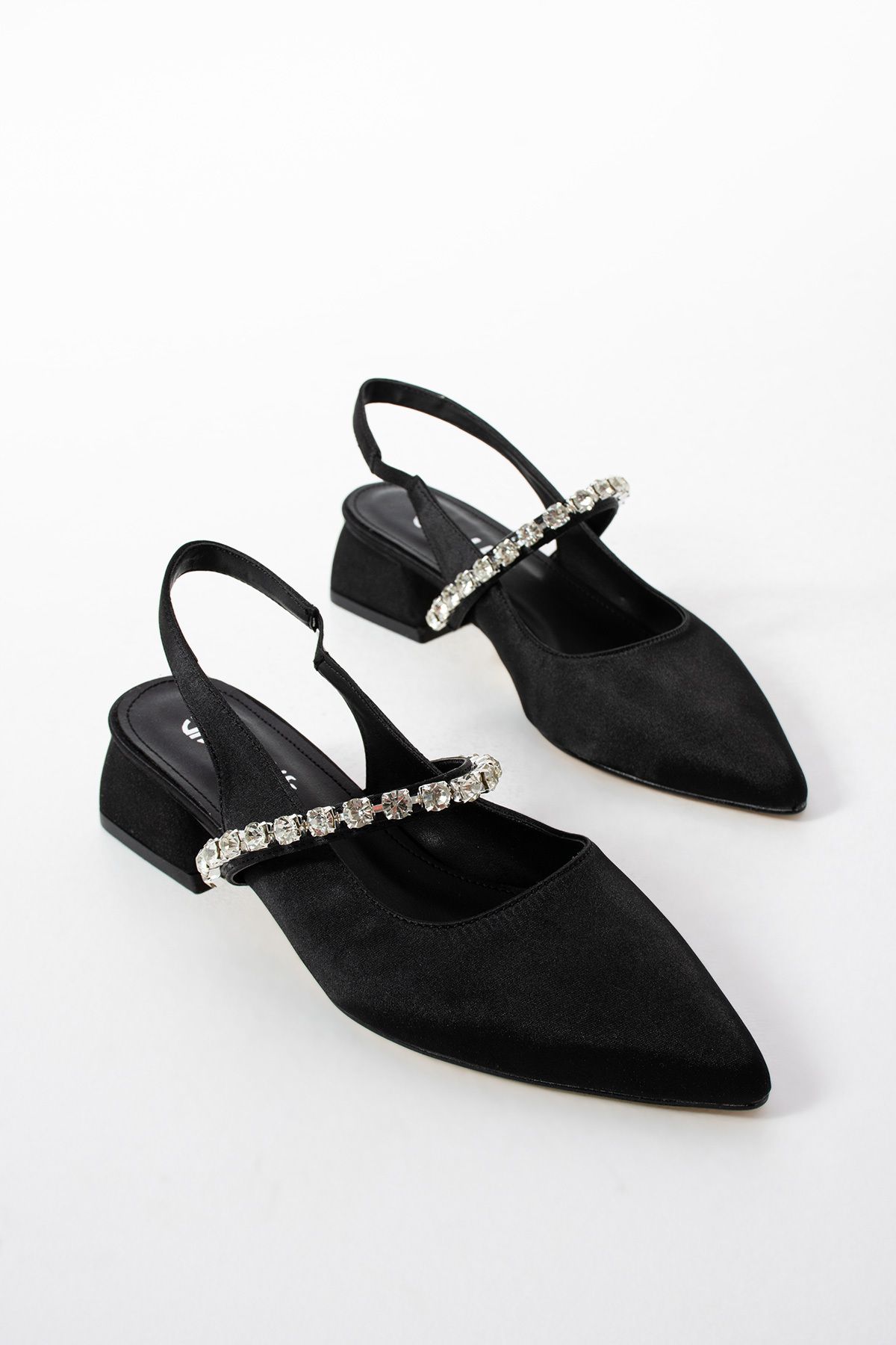 Bayramoğlu-Pantofi cu toc din satin de 3 cm 2