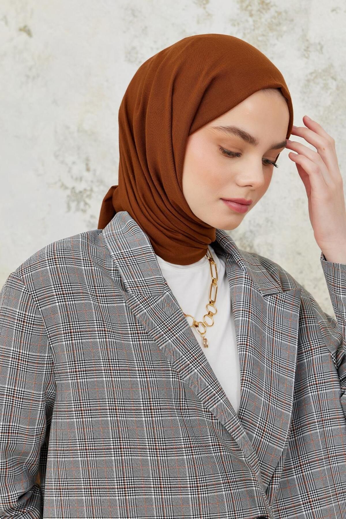 Qef-Caramel Colored Cotton Shawl 2