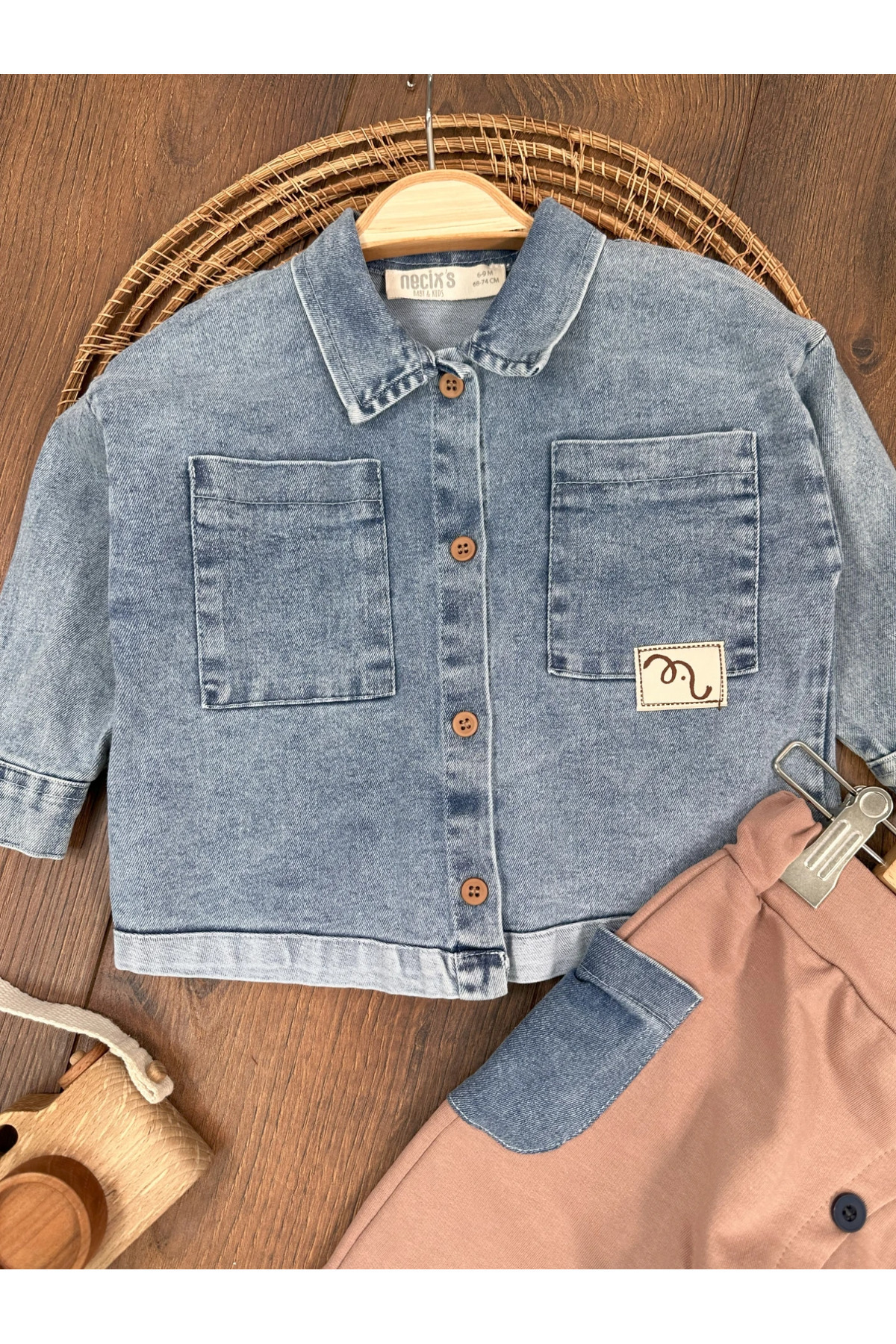 Bolly Baby Likralı Çift Cep Kot Gömlek Düğme Detaylı Pantolon Mevsimlik Erkek Bebek Takım fotoğrafı 4 (önizleme)