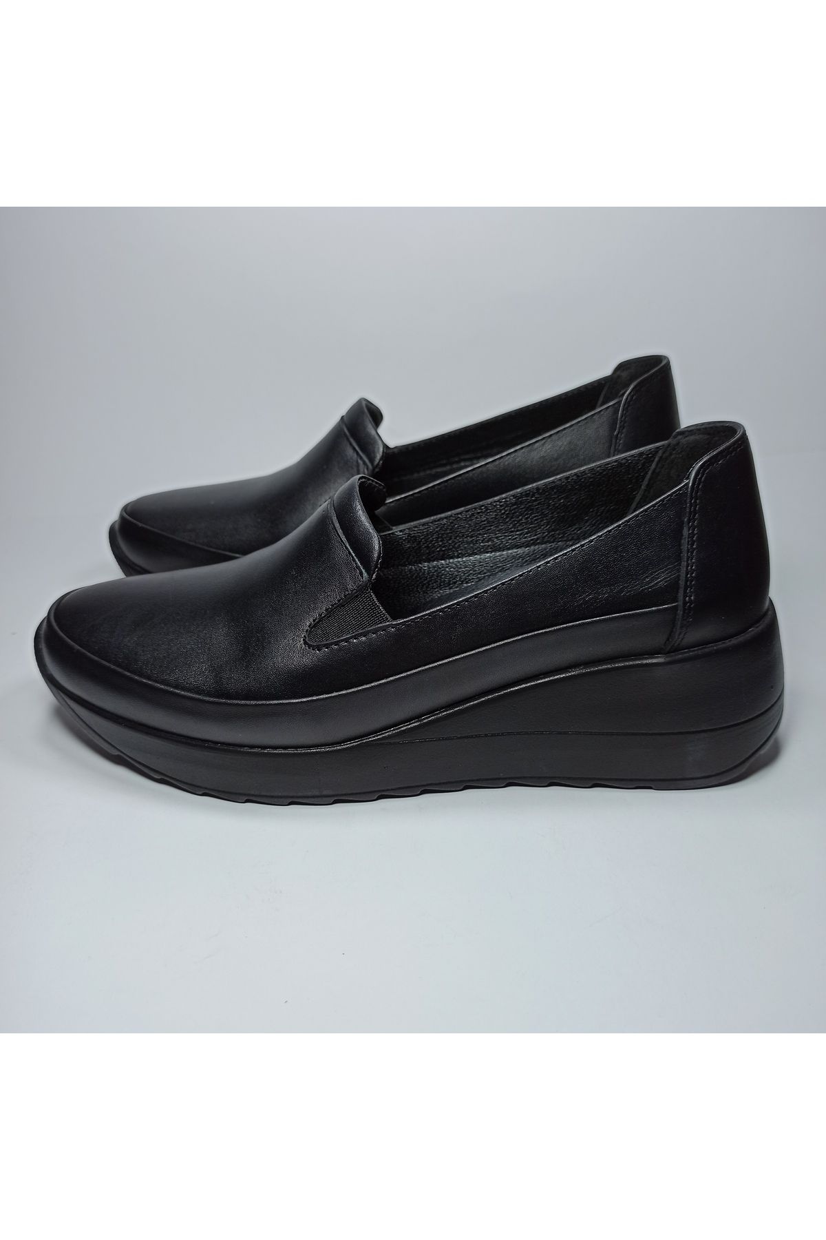 KLC-Genuine Leather Women's Shoes - Comfortable Casual Model, Black Color 5