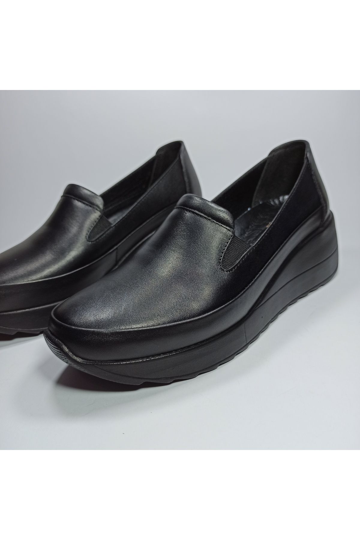 KLC-Genuine Leather Women's Shoes - Comfortable Casual Model, Black Color 2