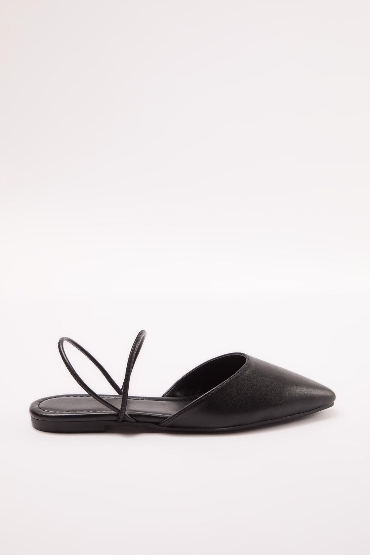 TRENDYOL SHOES-Schwarze Damen-Ballerinas mit offenem Rücken, spitzer Zehenpartie und kurzem Absatz 
 TAKAW25BE00001 5