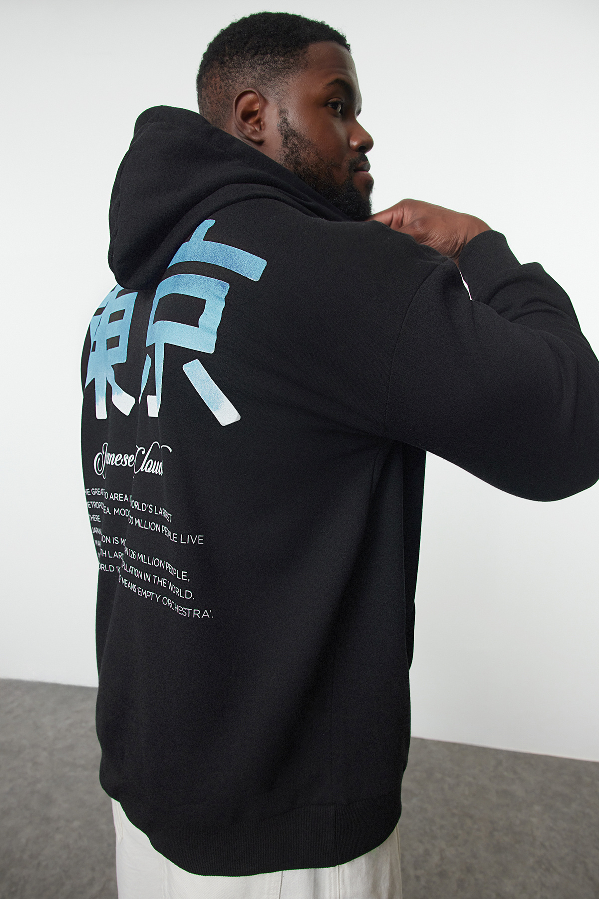 Trendyol Collection-Black Oversize Hooded Sweatshirt - Plus Size TMNAW25AO00002 2