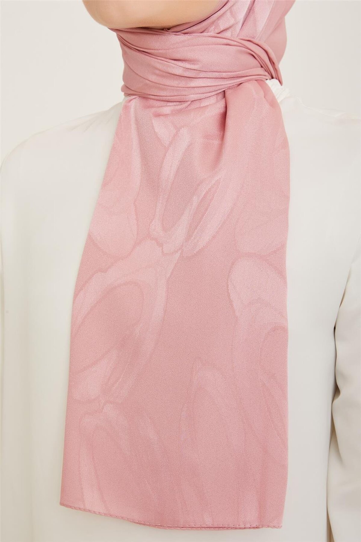 شال زنانه آرمینه | S00OA4021001-242725 Armine - Image 2