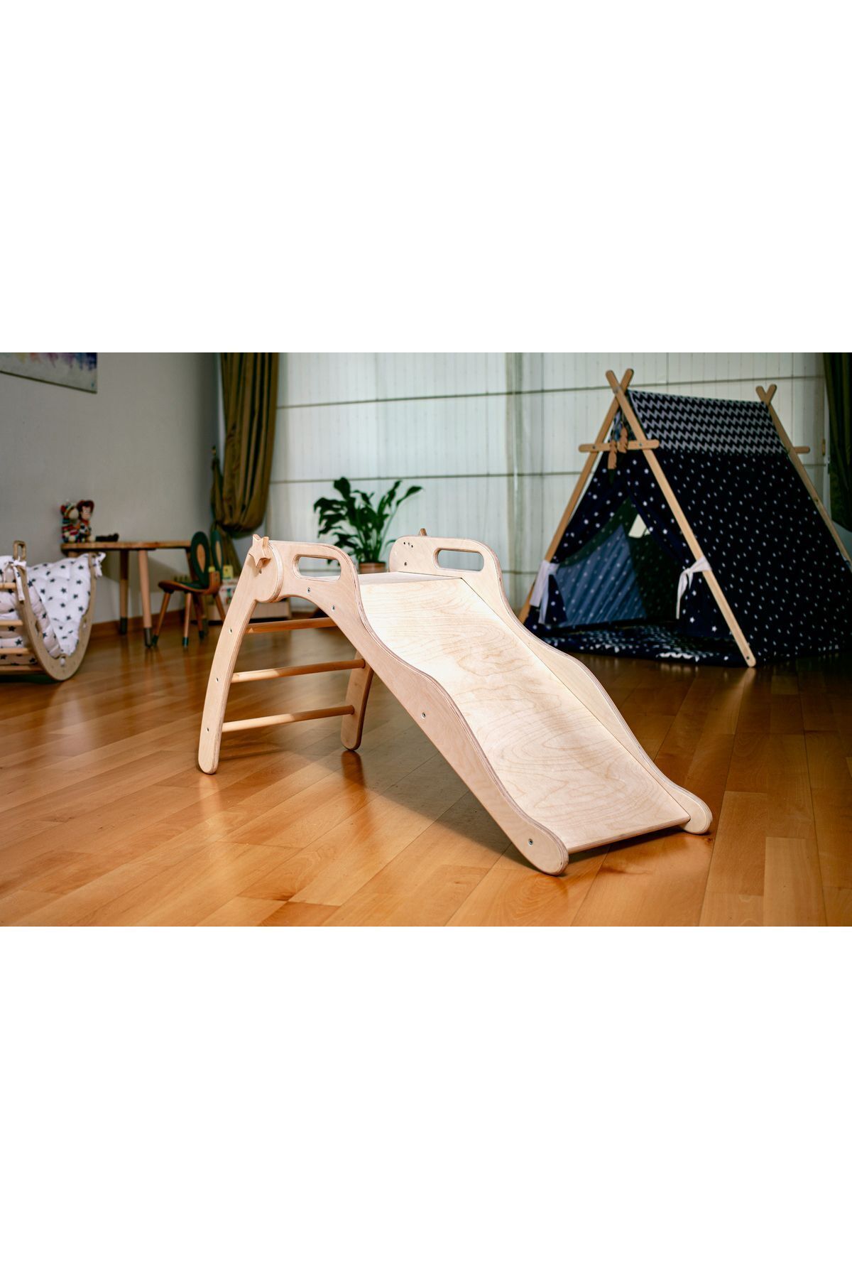 پیکلر مونته‌سوری - سرسره سرگرمی و بازی کودکان