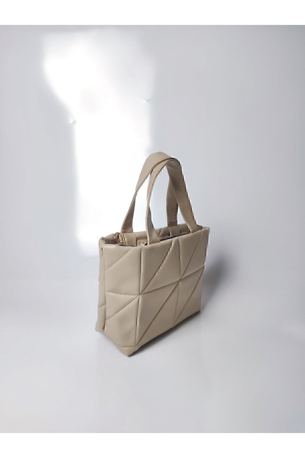 https://cdn.dsmcdn.com/ty1529/product/media/images/prod/QC/20240907/07/2959d807-035c-3c84-b942-c2b4444ab68f/1_org_zoom.jpg
