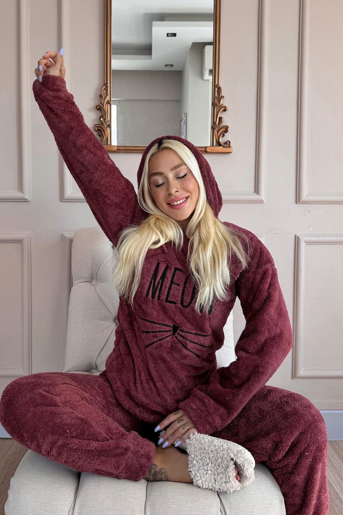 Pijamaevi-Full Plush Claret Red Meow Patterned Pajama Set 3