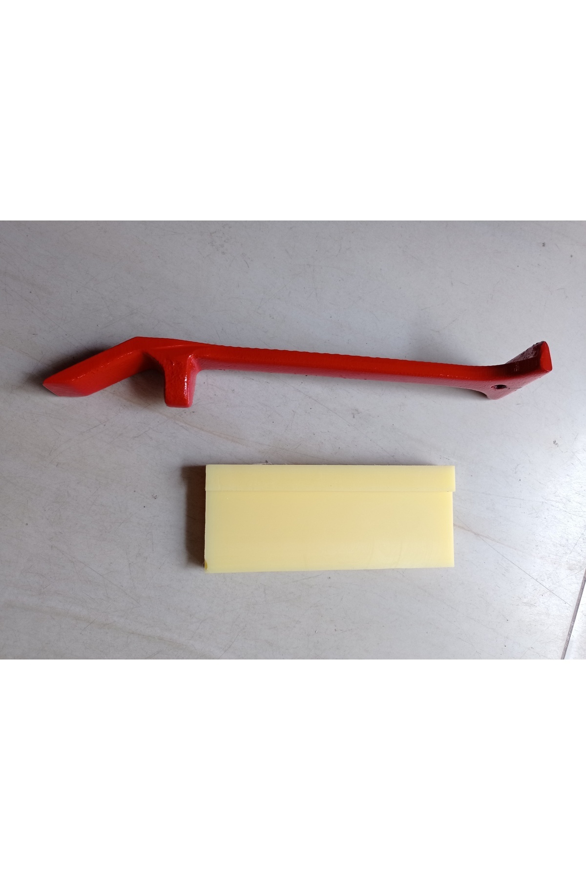 Emek Yapı Laminant Parke Usta Seti Kestamid Döşeme Çakma Takozu 2cm*17cm Ve Çektirme Demiri 3cm*32cm