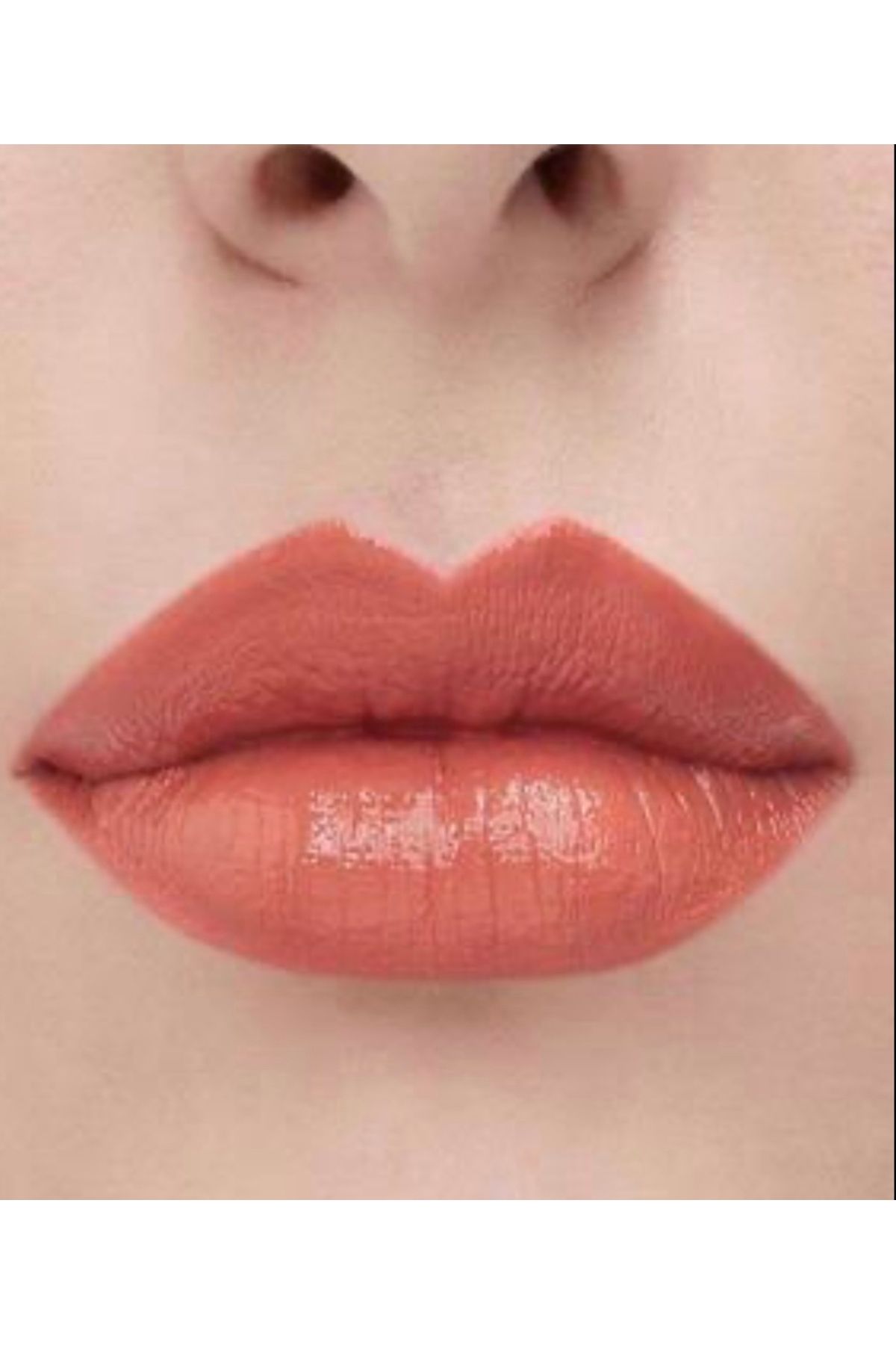 lykd-Lip Gloss 566 Holo - Luminous Effect 2