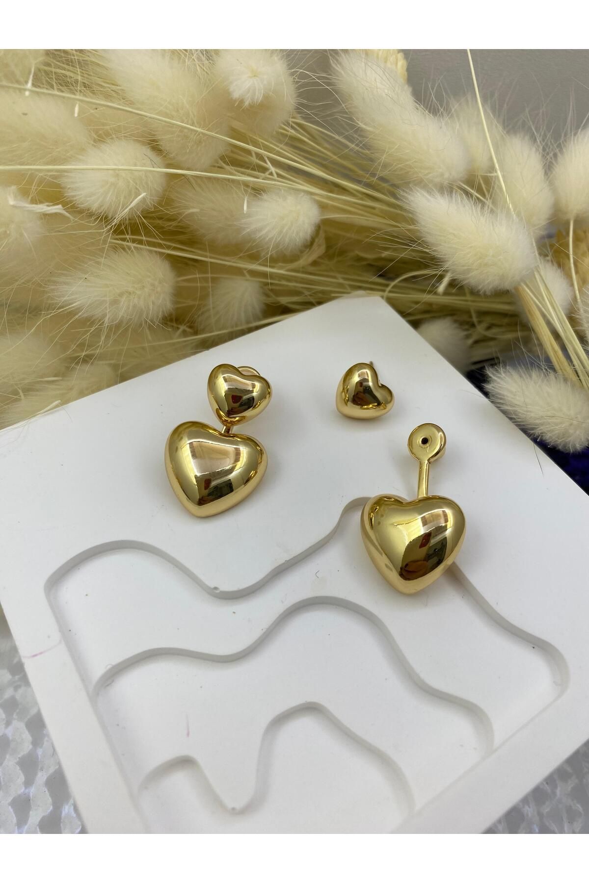 KARARMAZ İTHAL ÇELİK GOLD RENK İKİ PARÇALI KALP TREND KÜPE
