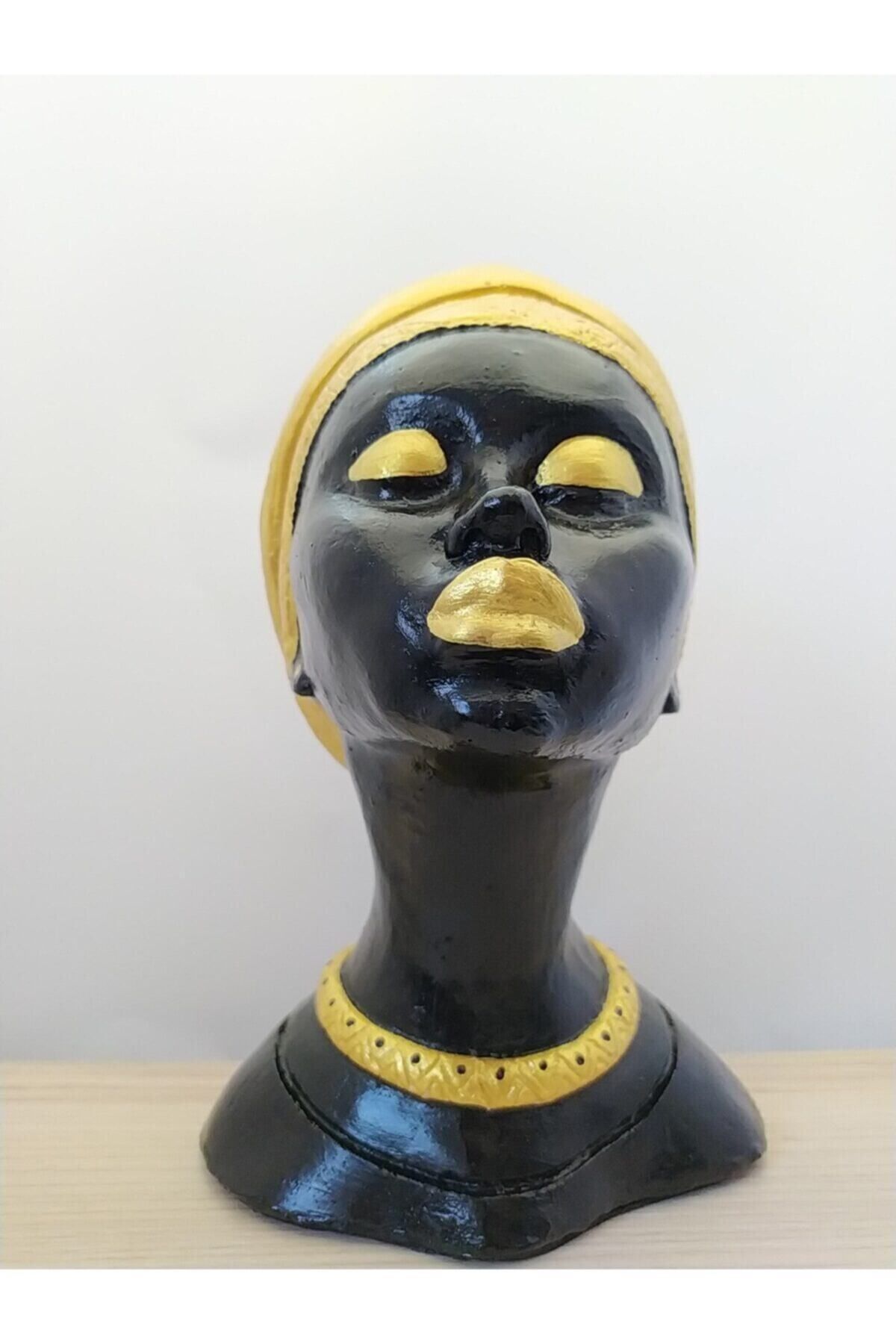 Afrikalı Kız Biblo