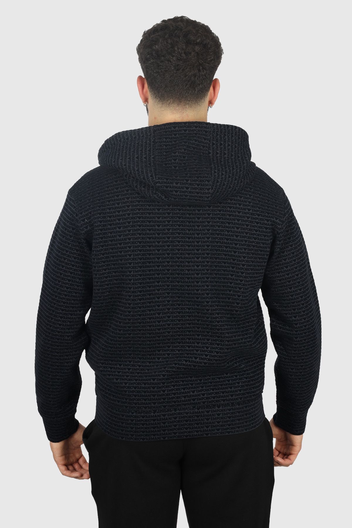 سویشرت مردانه آستین بلند نخی بافته شده روزانه آبی سرمه ای 6D1MB0 1JHSZ-0920 Emporio Armani