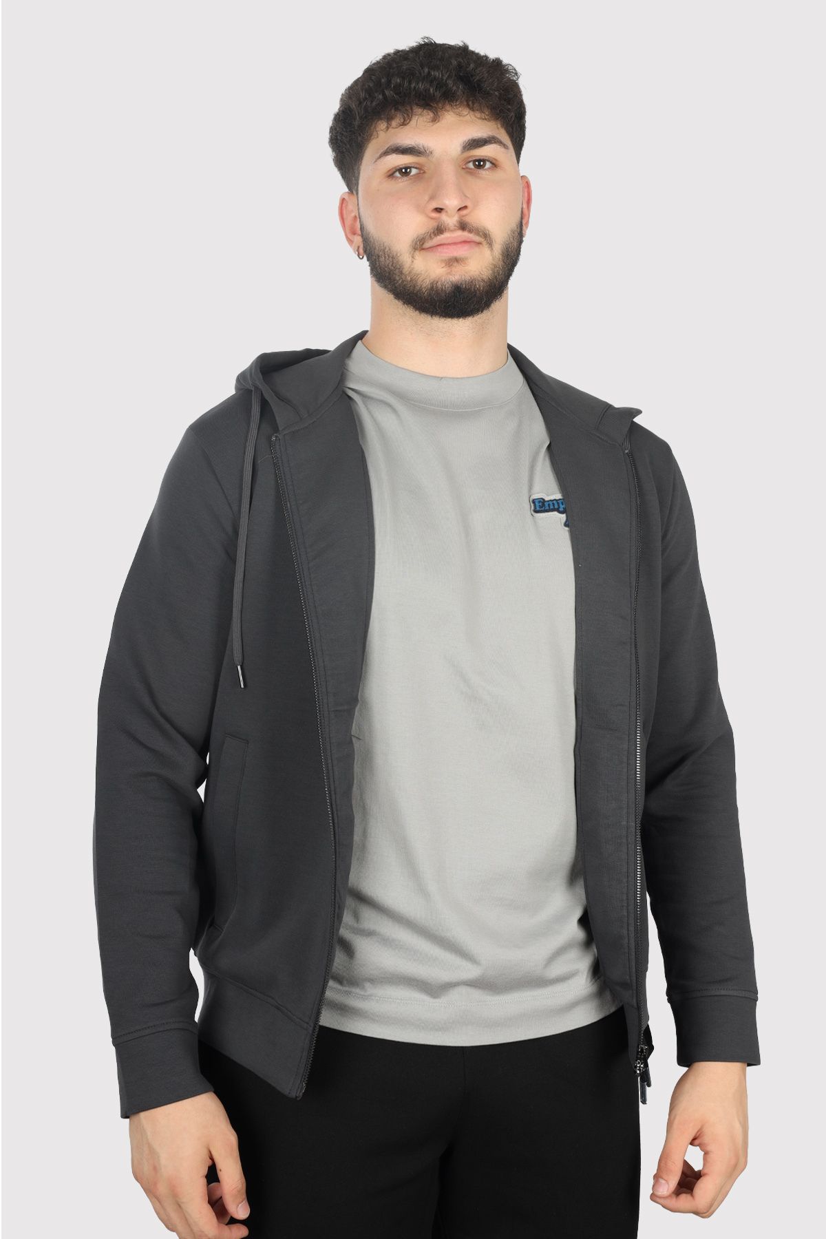 سویشرت مردانه آستین بلند ساده یقه دار آنتراسیت 8N1ML6 1JHSZ-0842 Emporio Armani