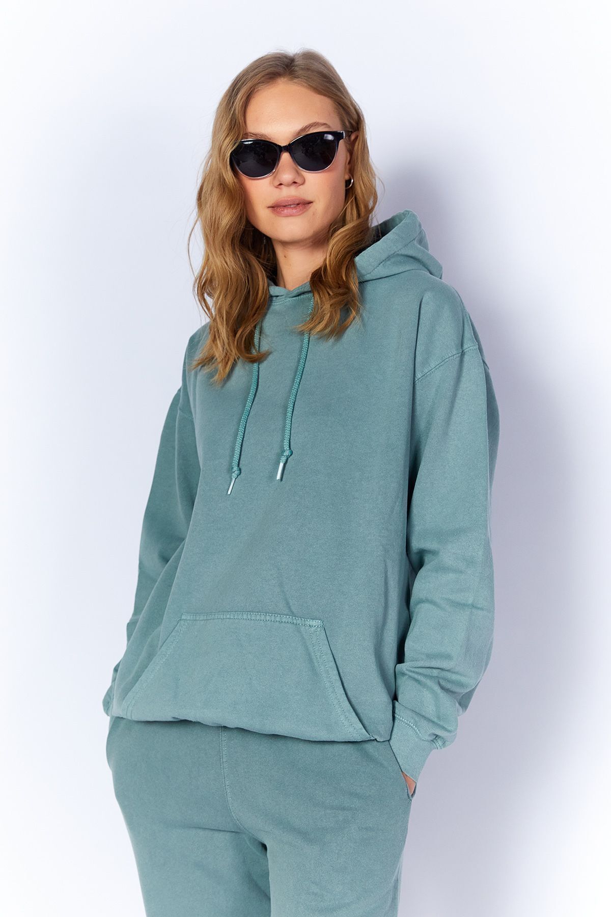 Petrol Eskitme/soluk Efektli Regular/normal Kalıp Kapşonlu Kanguru Cepli Örme Sweatshirt | MKW278851-01