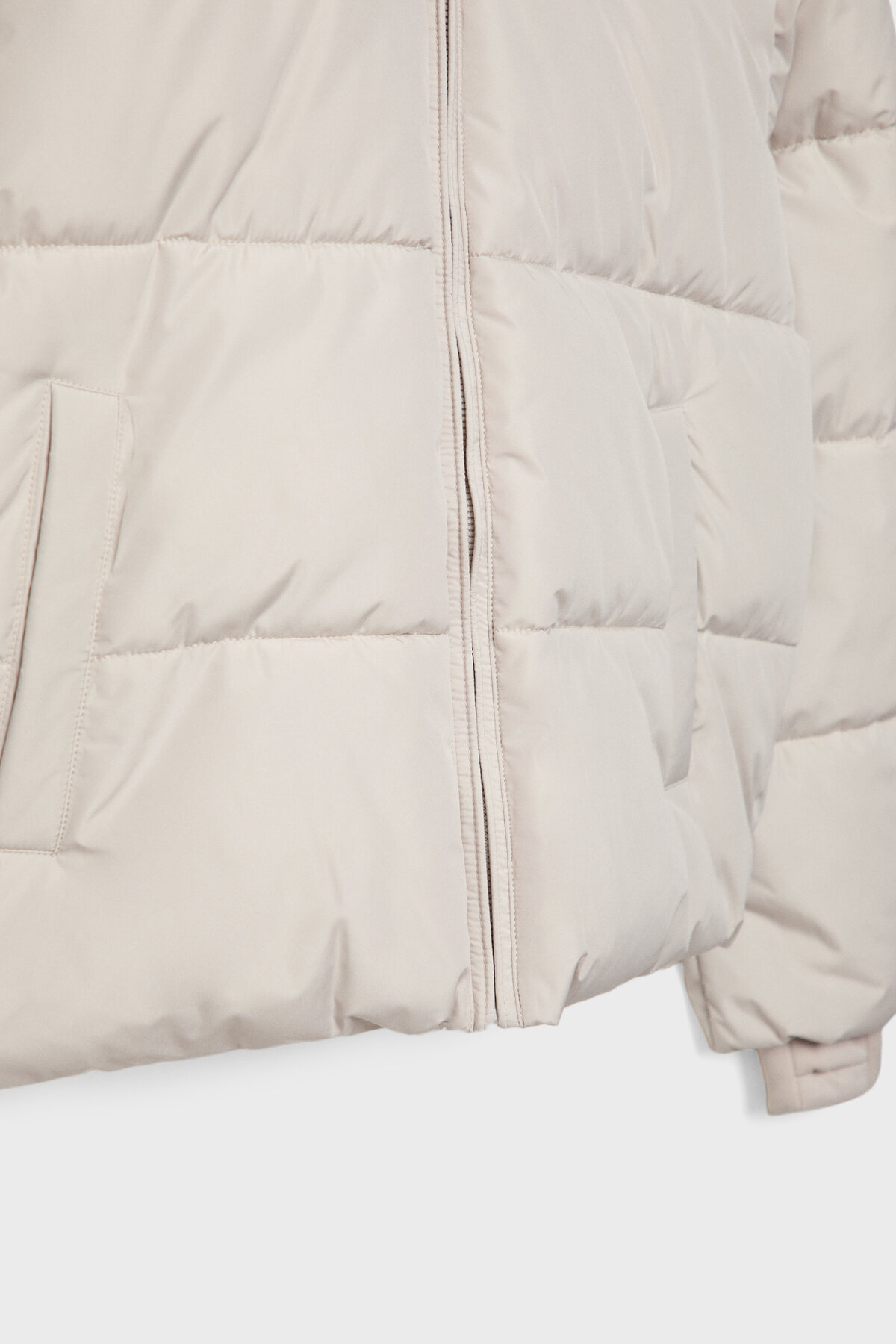 Stradivarius  Kapüşonlu şişme mont - Görsel 7