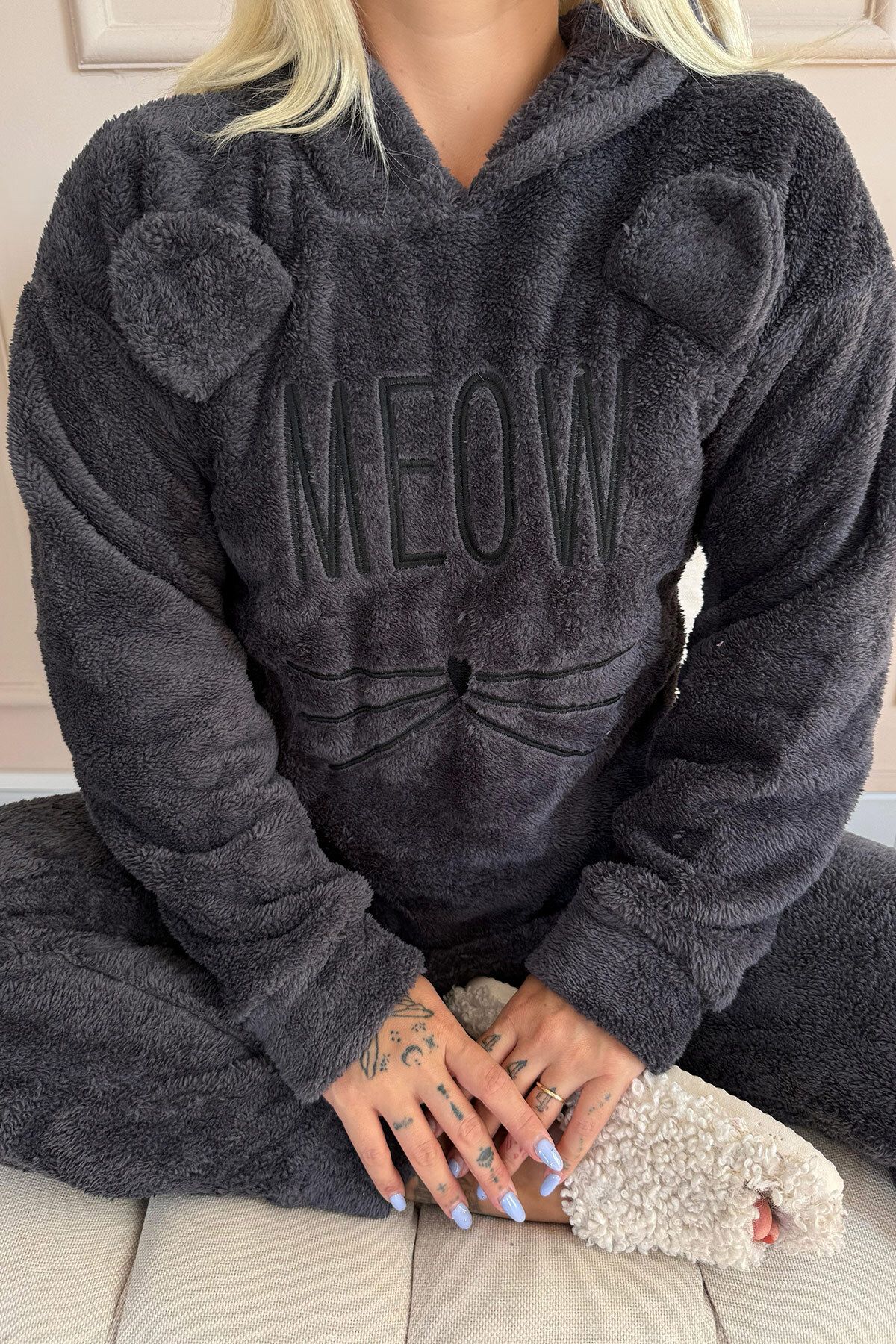Pijamaevi-Meow Patterned Anthracite Full Plush Pajama Set 6