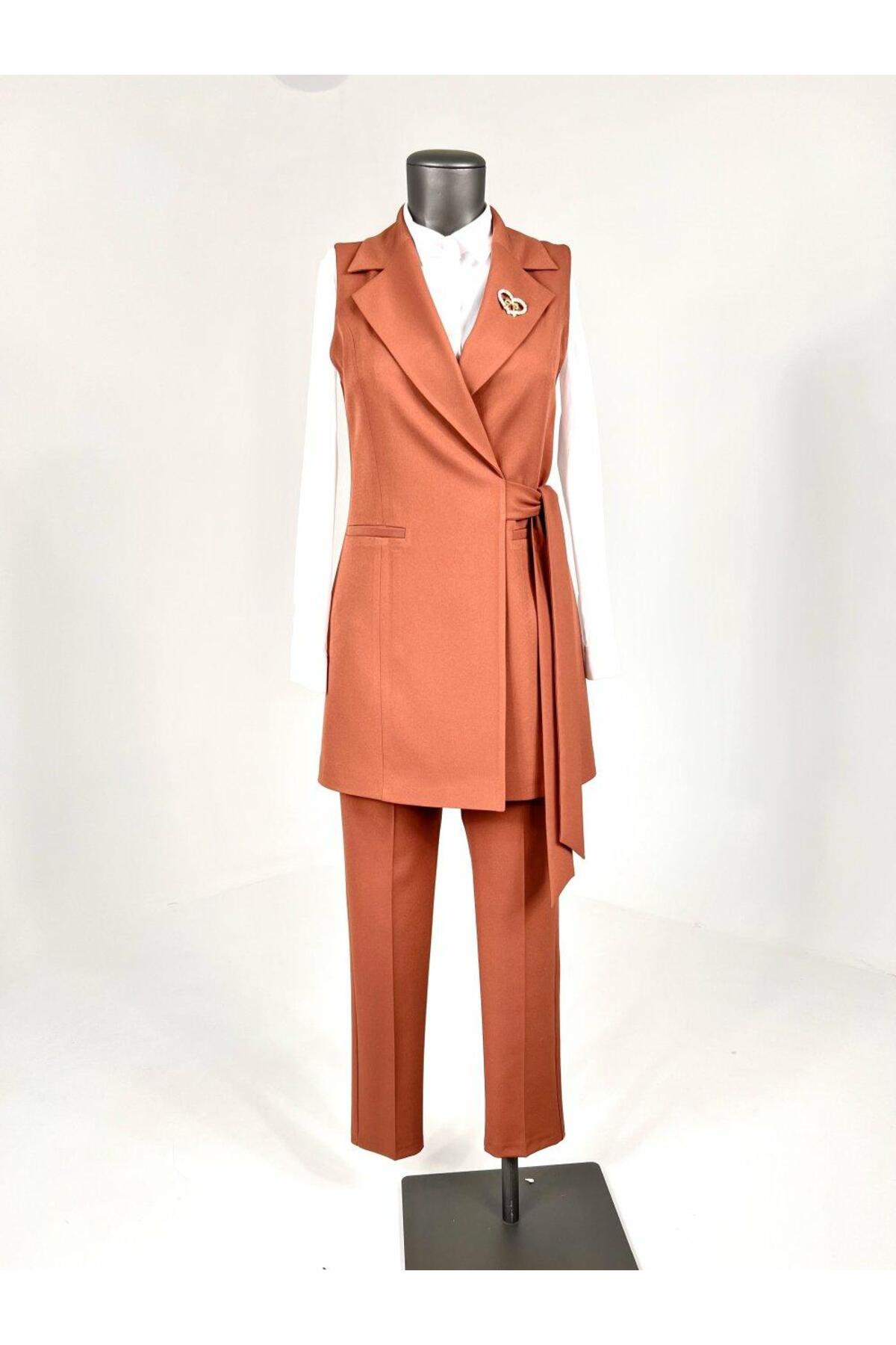 nodilife Bağlamalı Yelekli Takım Kahverengi