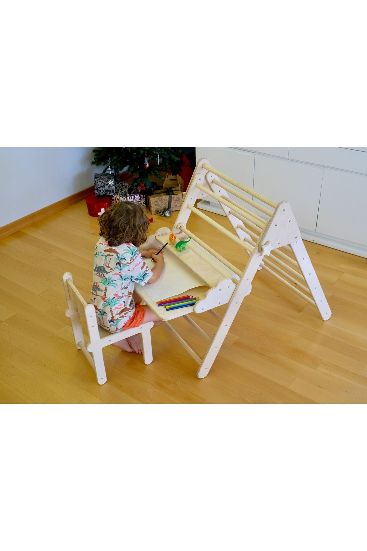 KIDOPPO Tırmanma Üçgeni ve Masa Aparatı ve Sandalye  Pikler Üçgeni ve Aktivite Merkezine Dönüştürücü Masa fotoğrafı 3 (önizleme)