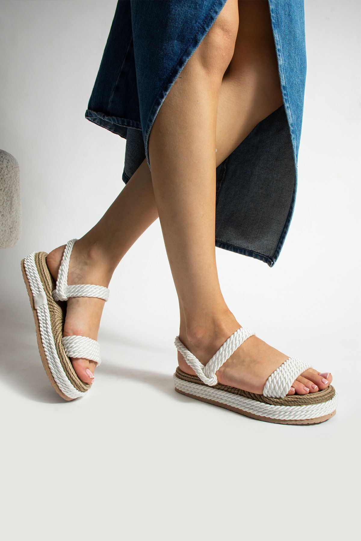 Moda Devrin-Single Strap White Straw Sandals 4