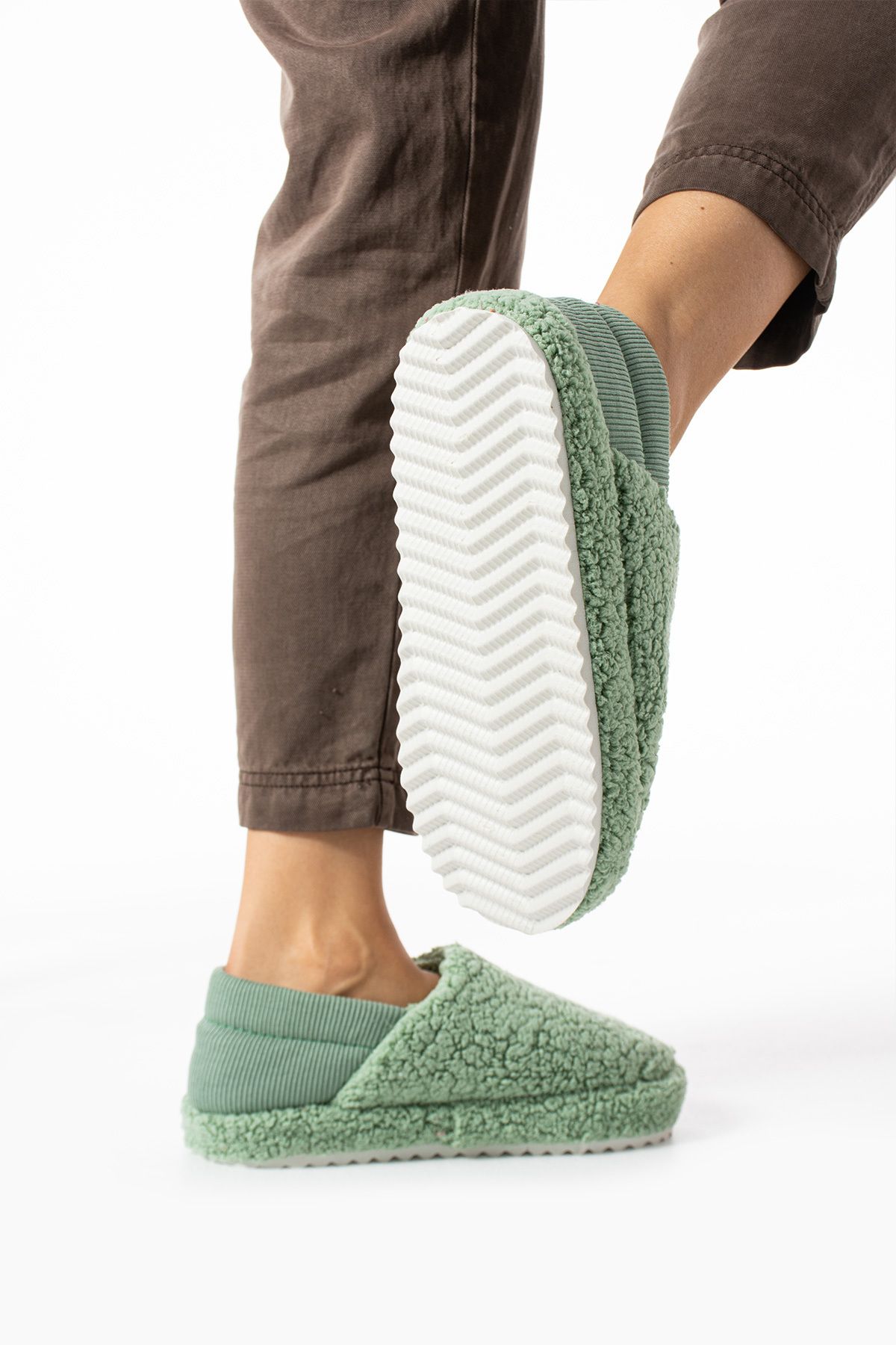 Moda Devrin-Green Slippers - Home Boots and Towel Fabric with Elastic Back (Product Developed) 4