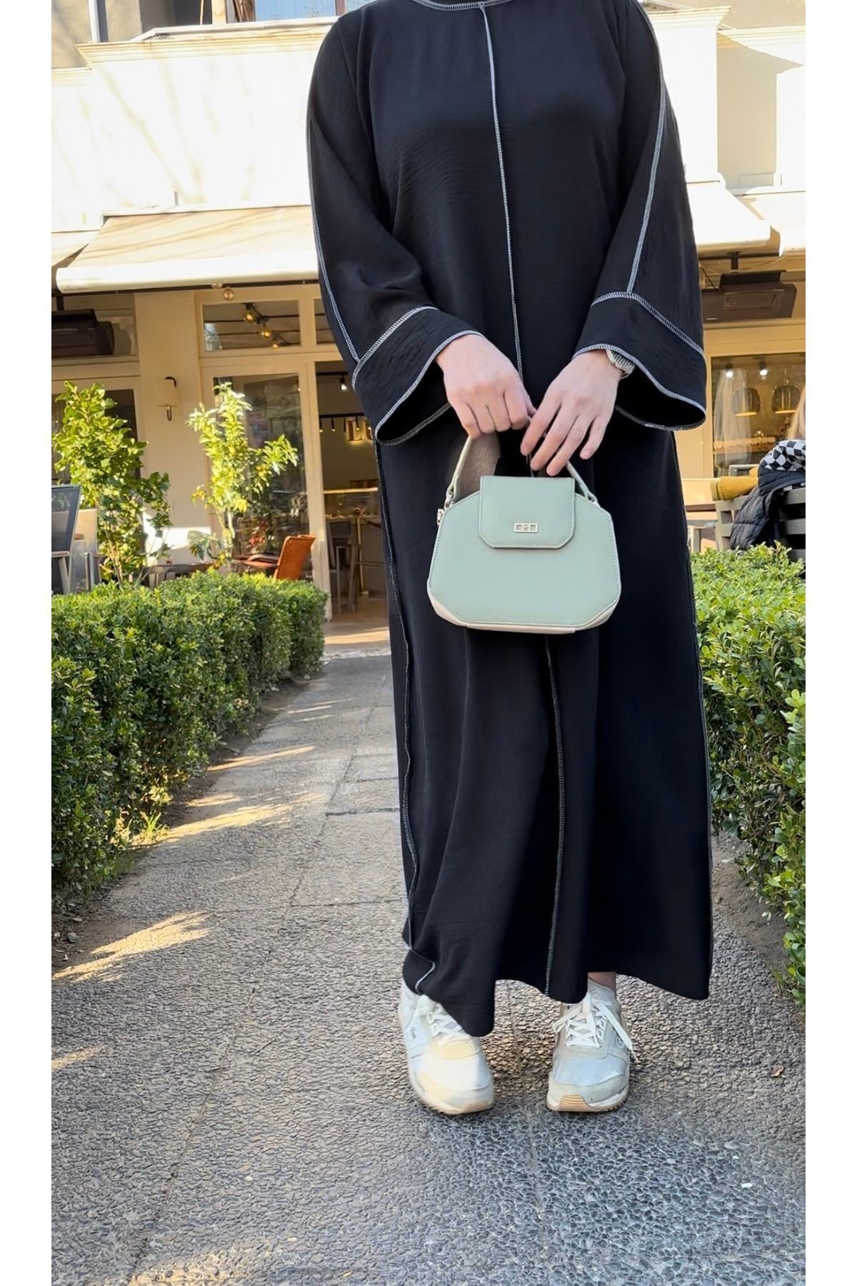 https://cdn.dsmcdn.com/ty1531/product/media/images/prod/QC/20240909/11/5ef7ab7c-f7f9-3f6d-ba15-99f362d1e9de/1_org_zoom.jpg
