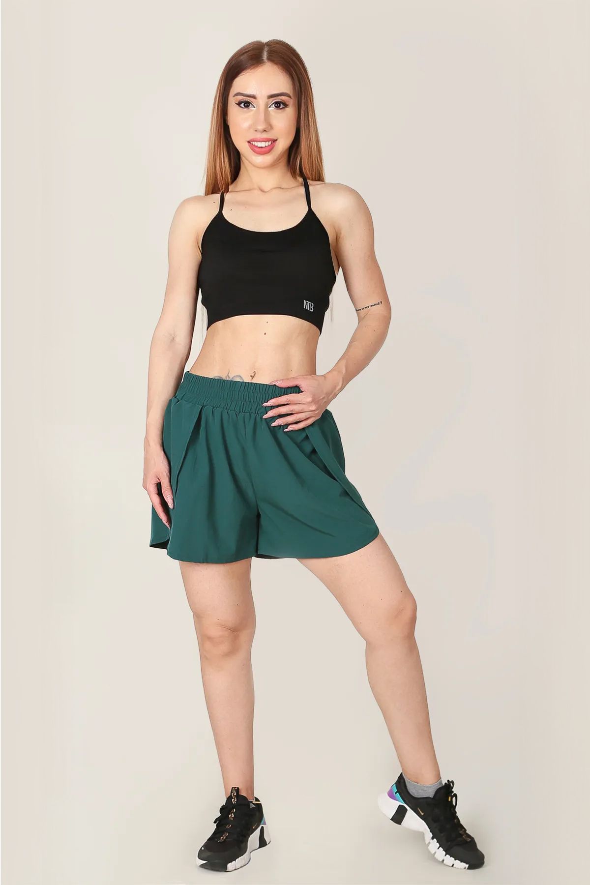 complete the look image