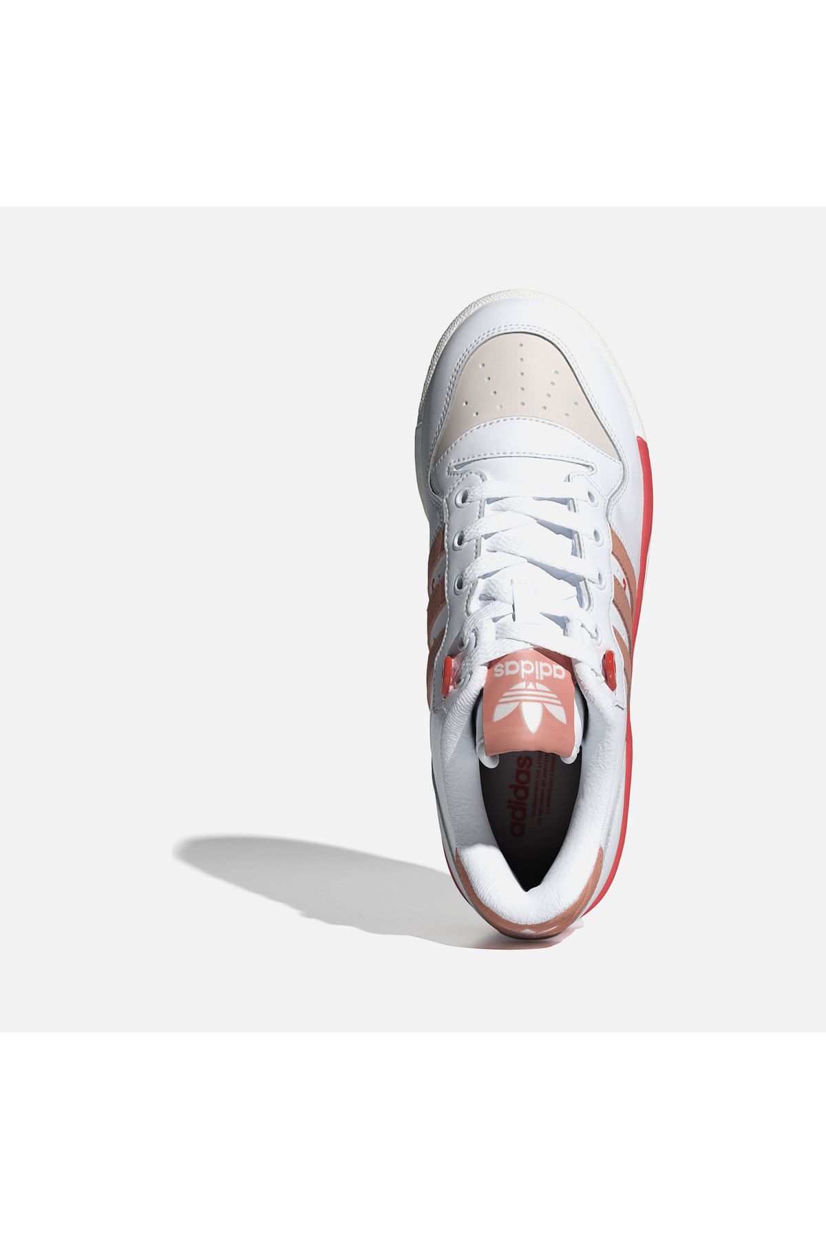 اسنیکر سفید زنانه کفش ورزشی با لباس پایین adidas