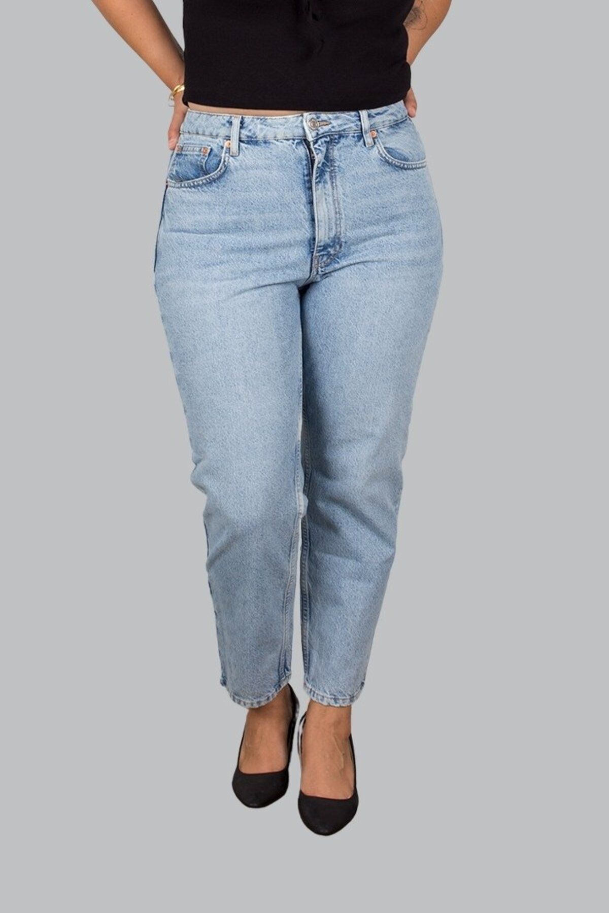 Truva XXL-High Waist Blue Mom Jeans - Plus Size Pants 3