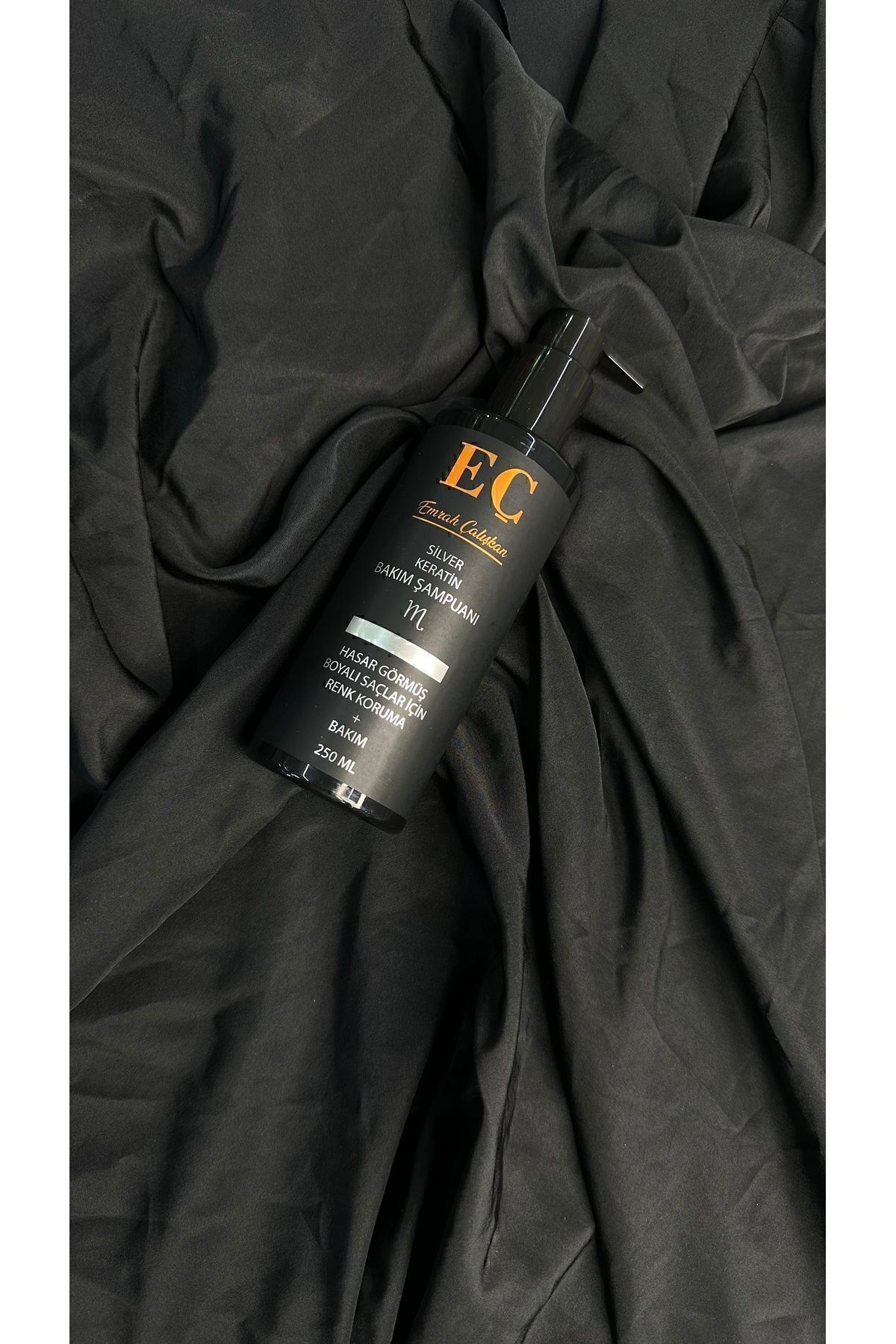 https://cdn.dsmcdn.com/ty1532/product/media/images/prod/QC/20240907/23/d8bd3ae7-dfc2-35fe-ab12-072bd5812327/1_org_zoom.jpg