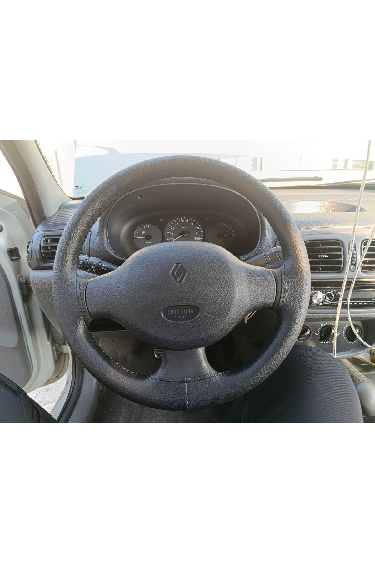 Dikişli Direksiyon Kılıfı Damarlı Siyah Deri Siyah Dikişli Renault Clio 2007 Öncesi Için Hızlı Kargo