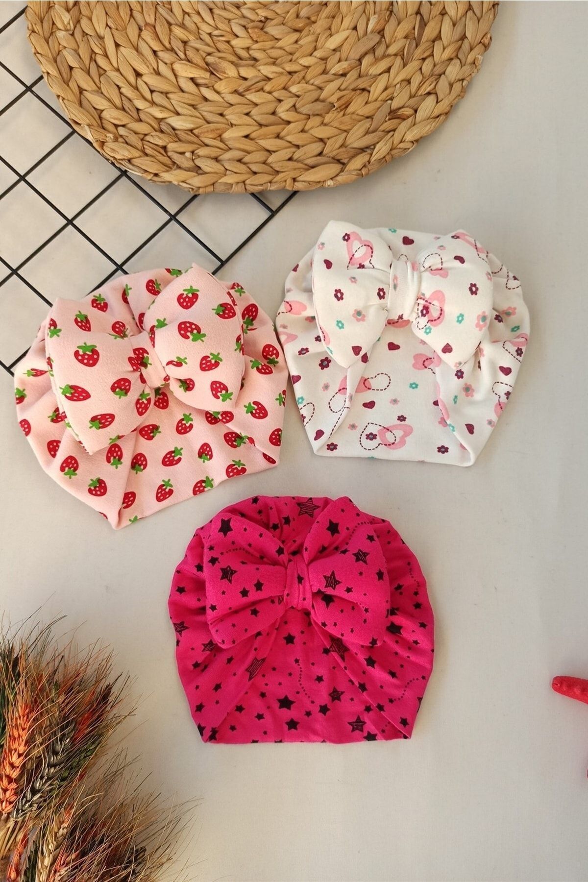 dubi baby 3 Adet Bebek Bone (çilek -beyaz Kalp-fuşya Yıldızlı) 0-2 Yaş
