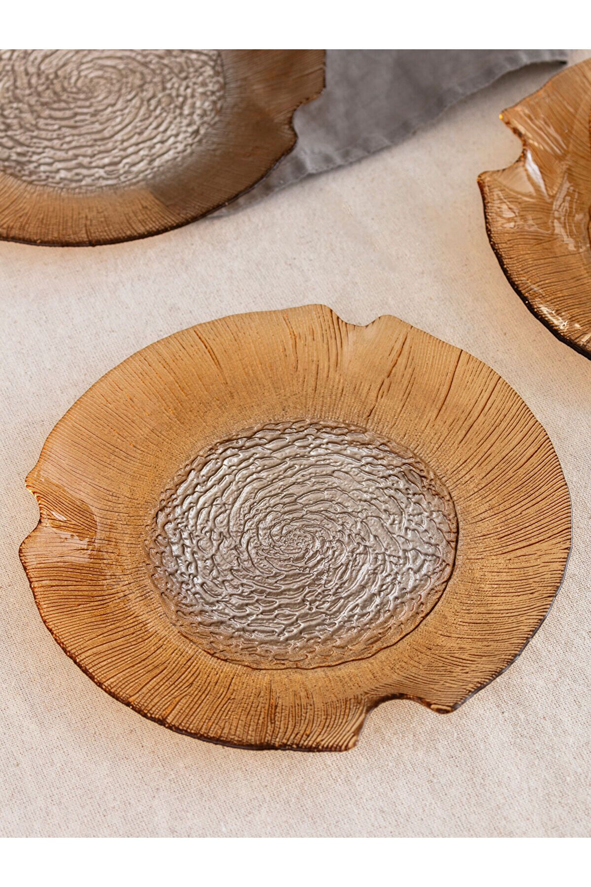 LC Waikiki-Lcw Home Set of 4 Dark Beige Patterned Glass Cake Plates 3