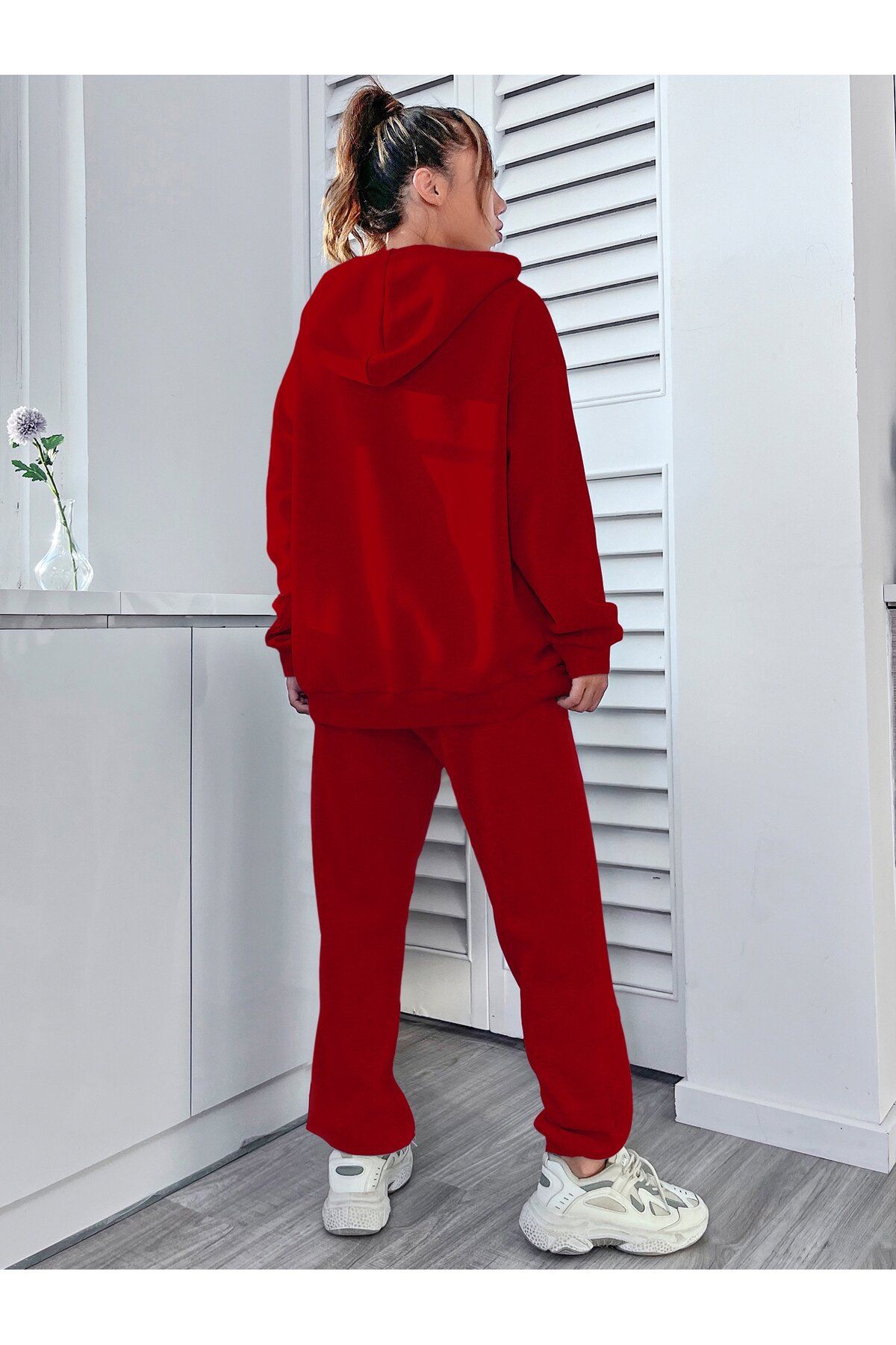 https://cdn.dsmcdn.com/ty1532/product/media/images/prod/QC/20240909/02/077f601b-0a04-3ce7-b717-c1b2727e39d0/1_org_zoom.jpg