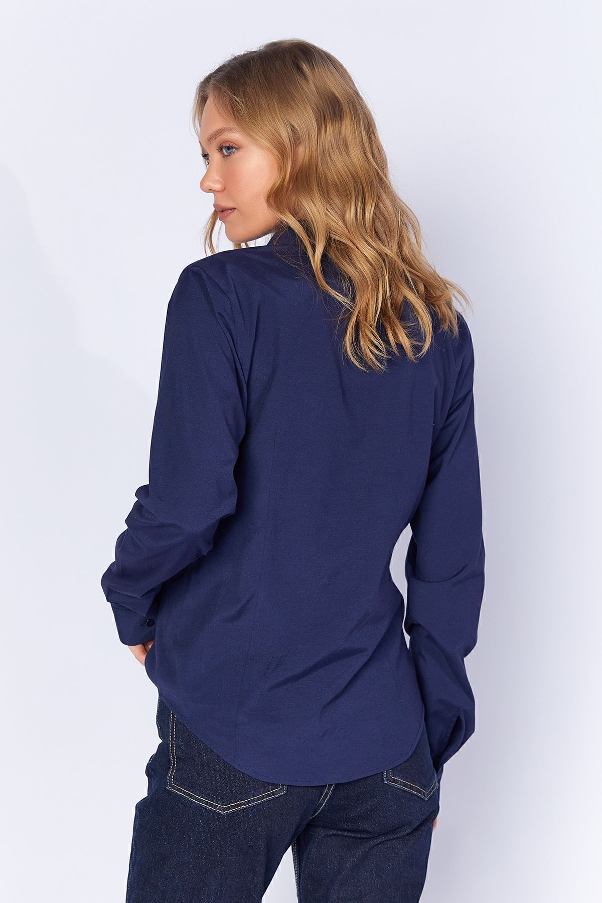 https://cdn.dsmcdn.com/ty1532/product/media/images/prod/QC/20240909/11/6c4a5f39-8c23-3f85-93a2-3c6cee6137cf/1_org_zoom.jpg