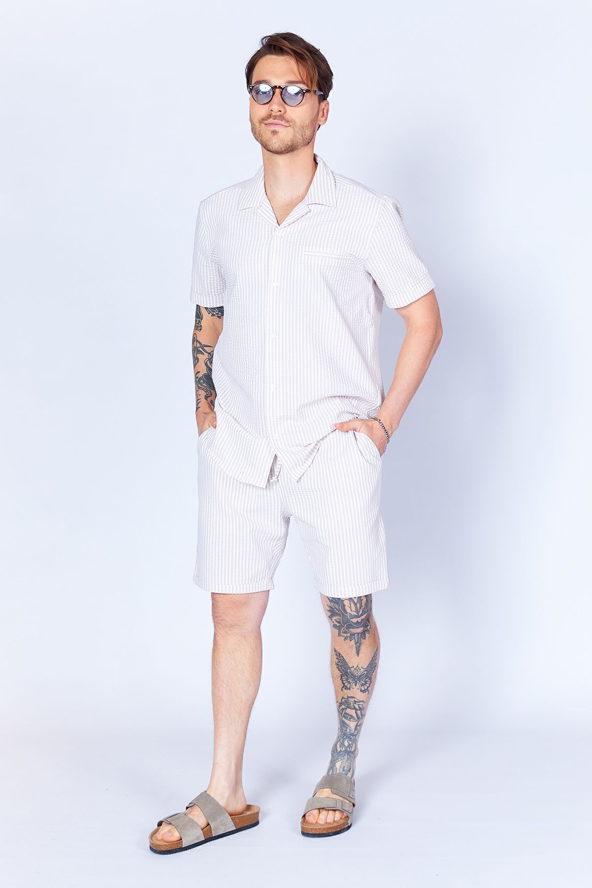 Toptan | Gofre Çizgili Jogger Beli Lastikli Erkek Şort  | Taş MES650453-01