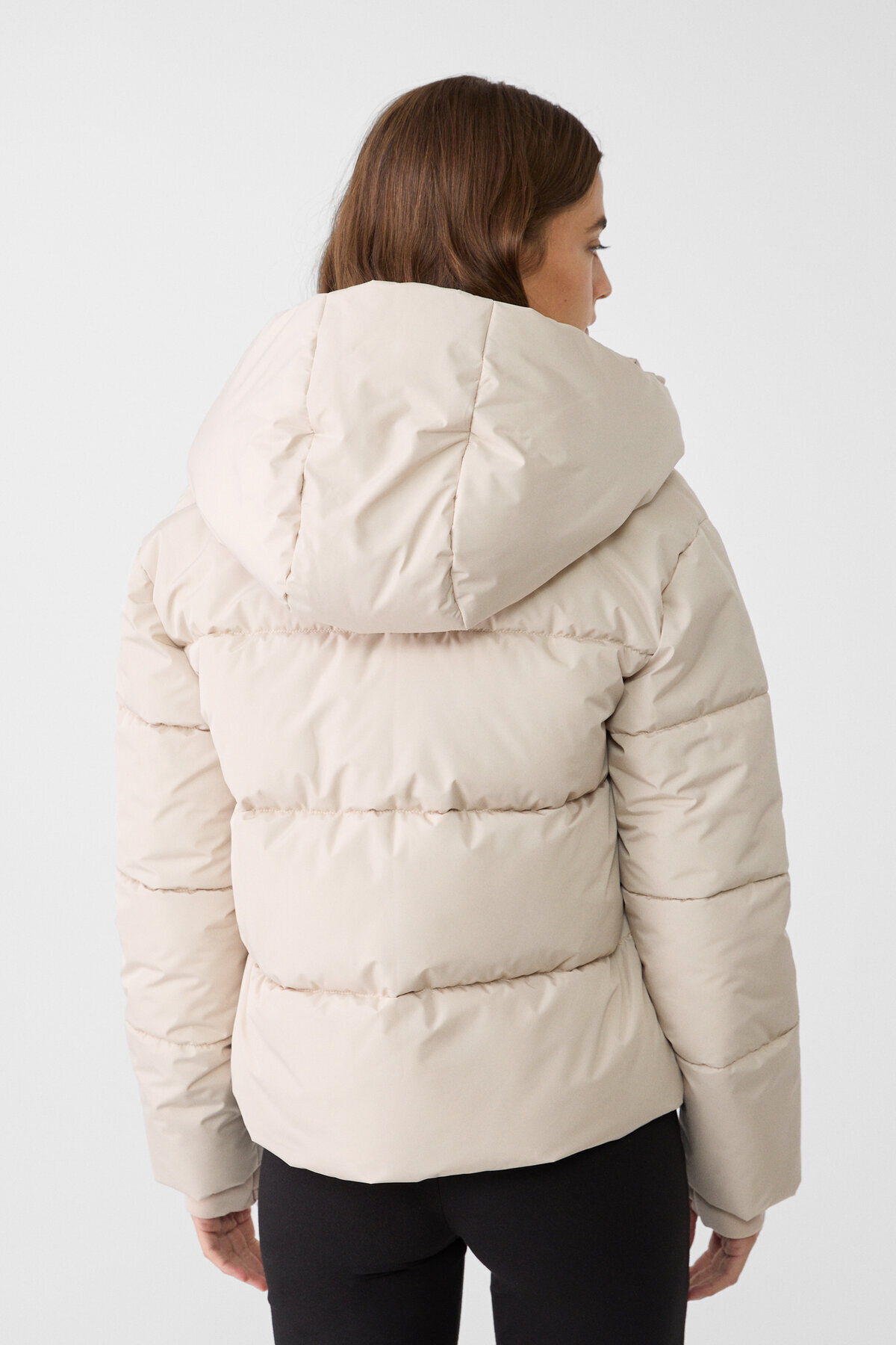 Stradivarius  Kapüşonlu şişme mont - Görsel 3