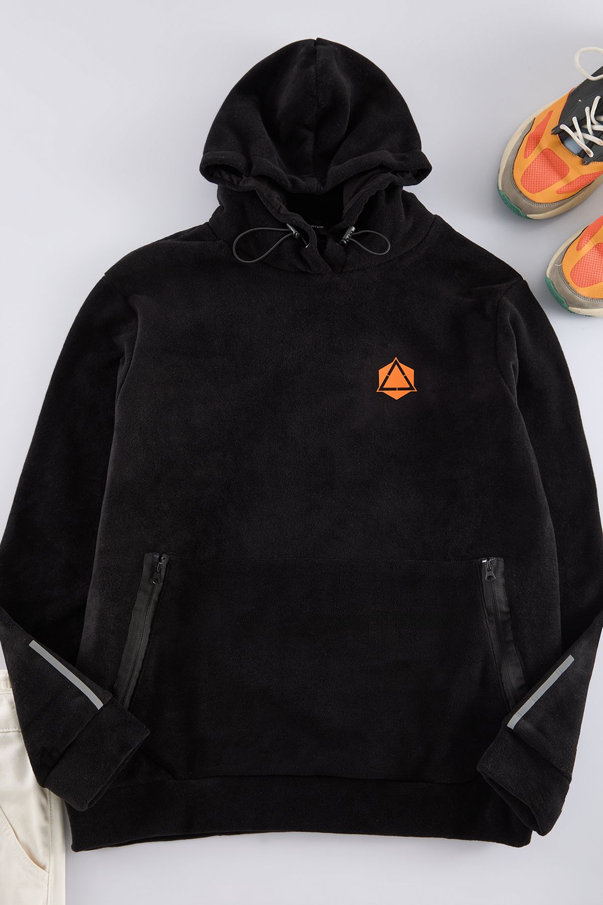 Trendyol Collection Schwarzes, Bedrucktes Anti-pilling-fleece-sweatshirt In Limitierter Auflage Mit Regulärem Schnitt für Herren - S