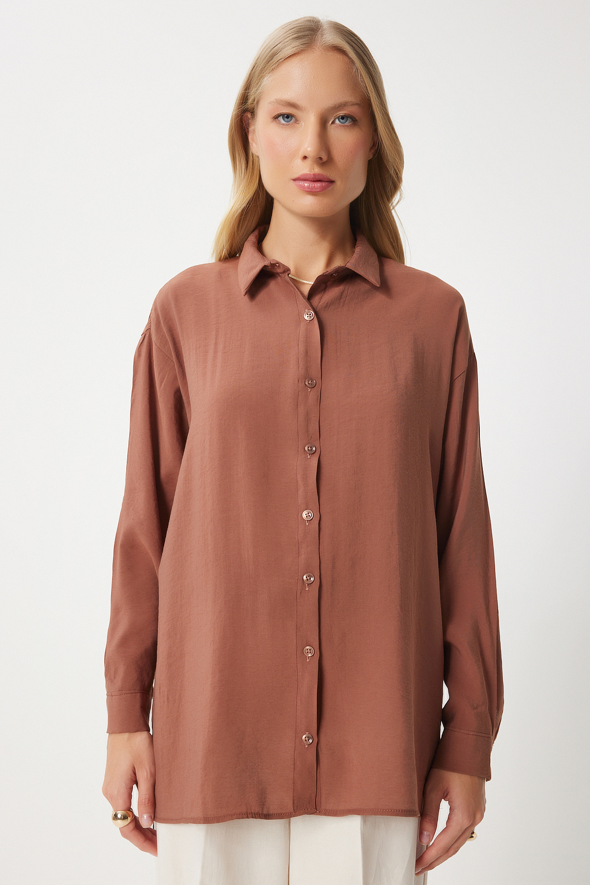 Happiness İstanbul-Leinen Ayrobin Oversize Hemd - Braun, Lang, TO00141 3