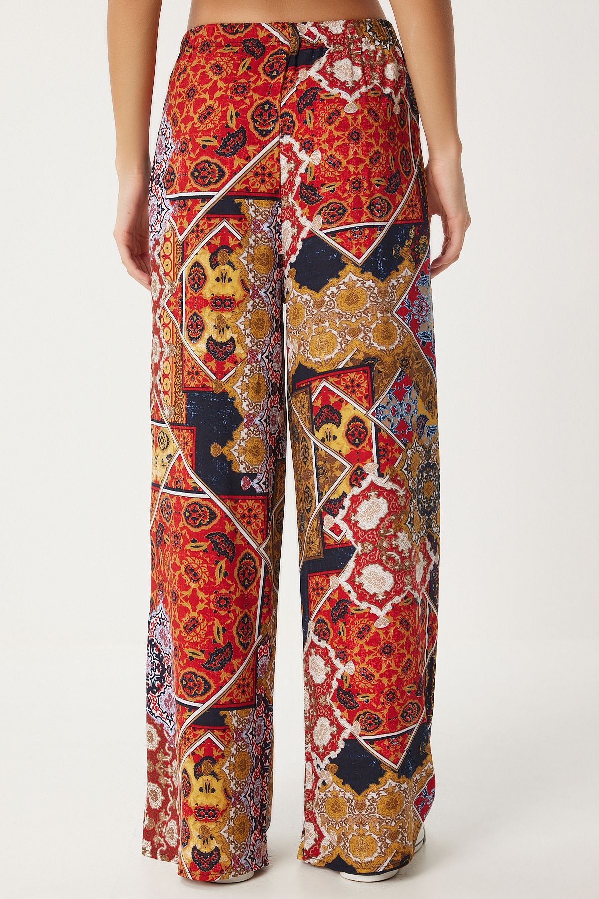 Happiness İstanbul-Pantaloni Palazzo de damă din viscoză cu model de țiglă muștar - EN00606 6