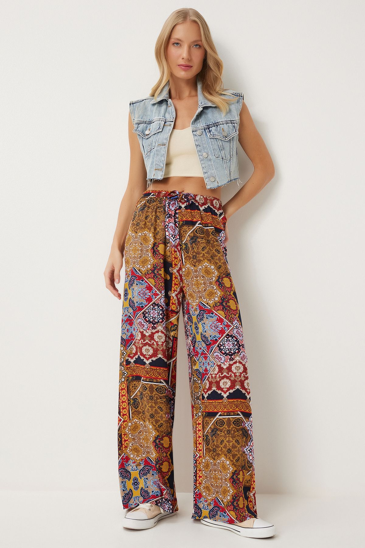 Happiness İstanbul-Pantaloni Palazzo de damă din viscoză cu model de țiglă muștar - EN00606 3