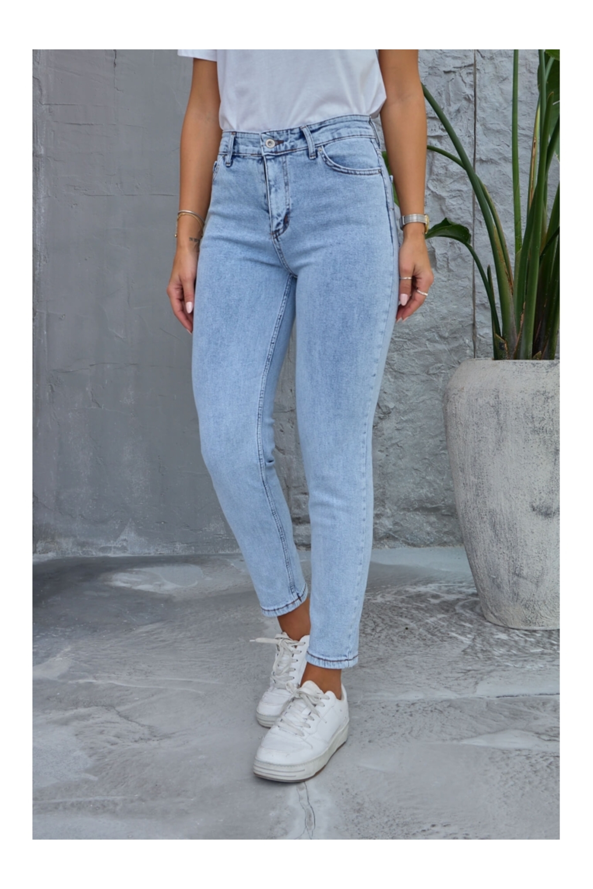 Elif Özbey Butik Eisblaue Mom-Jeans aus Lycra- Trendyol