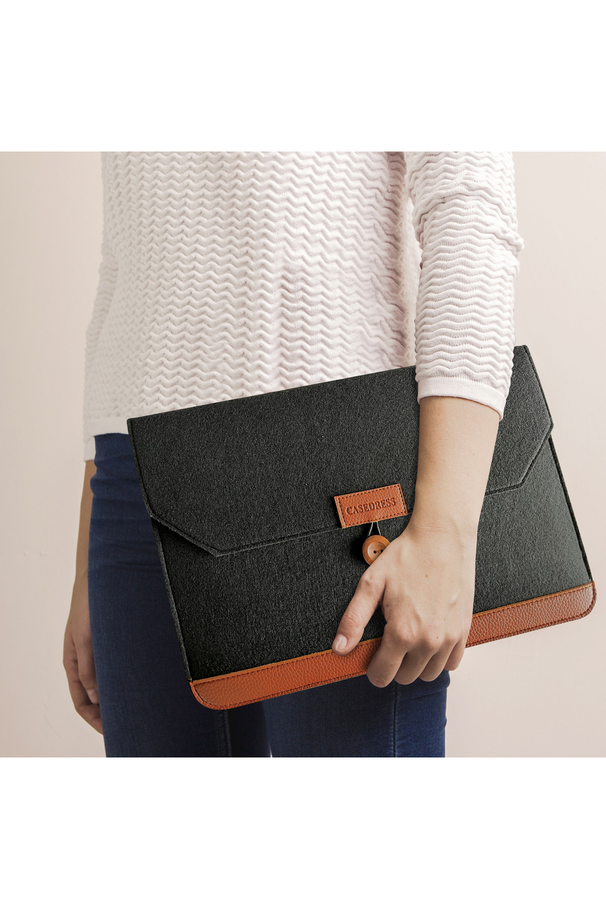 Casedress Siyah Düğmeli Keçe Laptop Ve Evrak Çantası 15.6 Inç