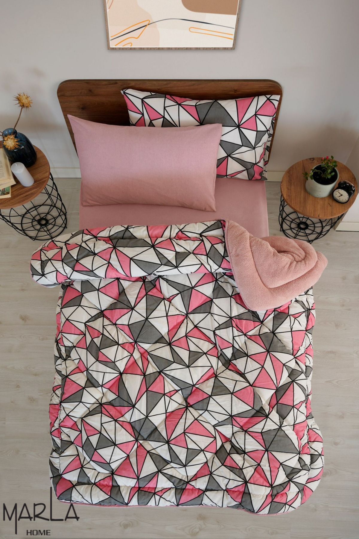 MARLA HOME-Geometric Diamond Pattern - Mixed Color Single Sleeping Set 1