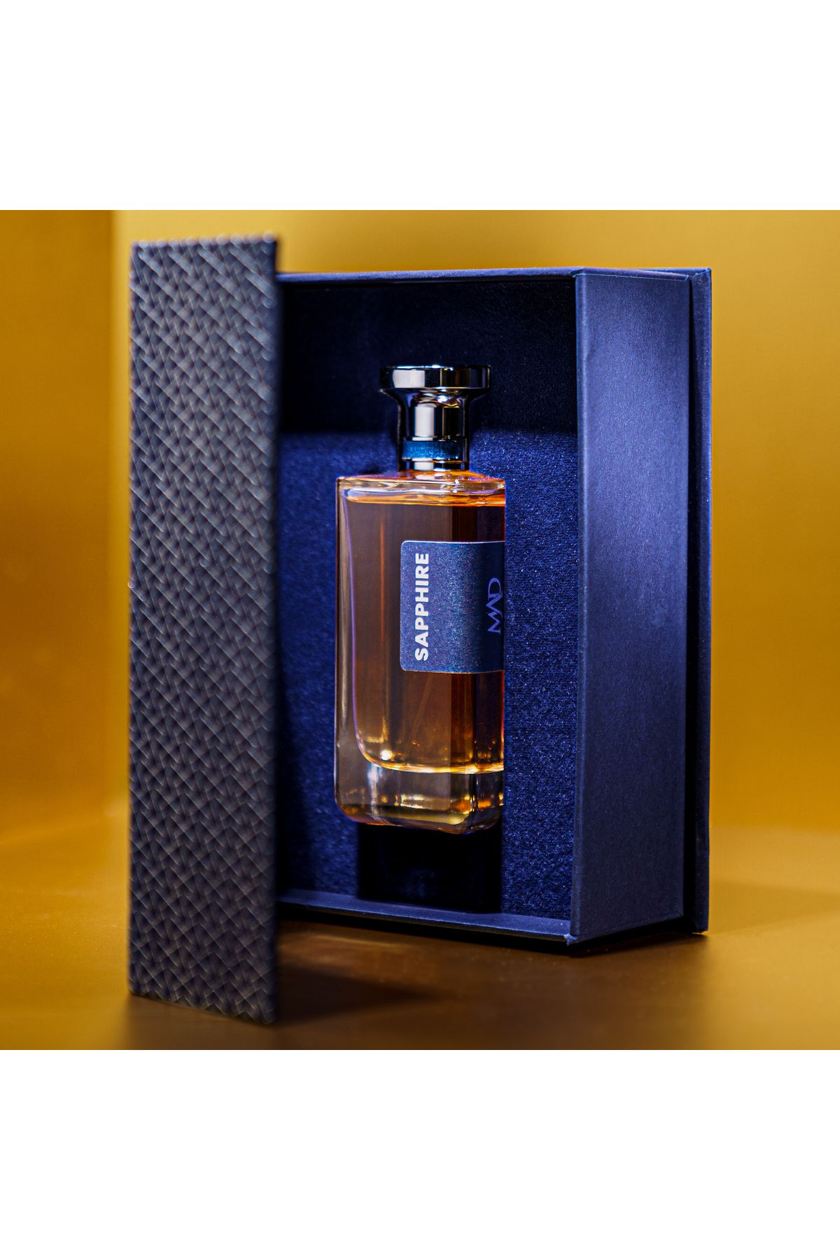 عطر مردانه و زنانه یاقوت کبود 100 میل Mad Parfüm