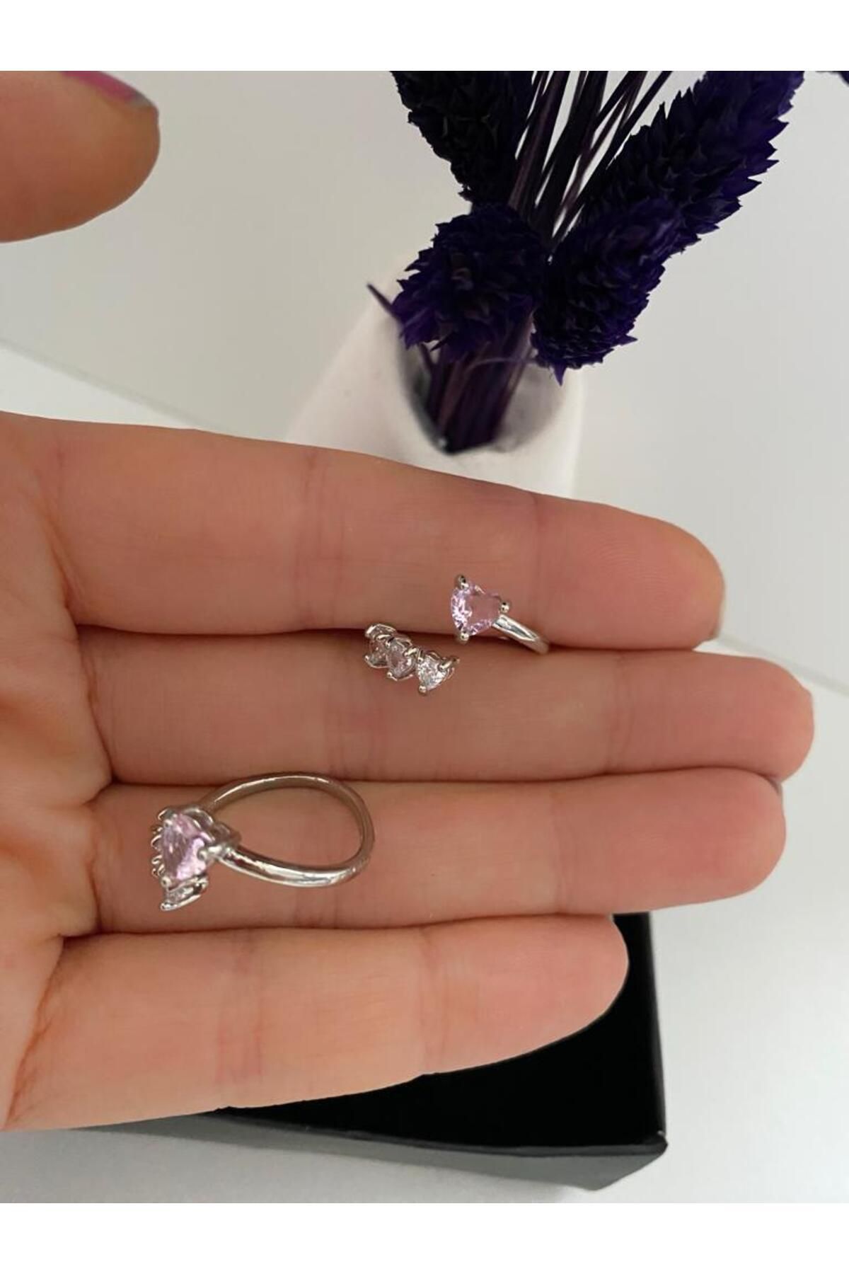 Zirkon taşlı rodyum kaplama ayarlanabilir kalpli yüzük