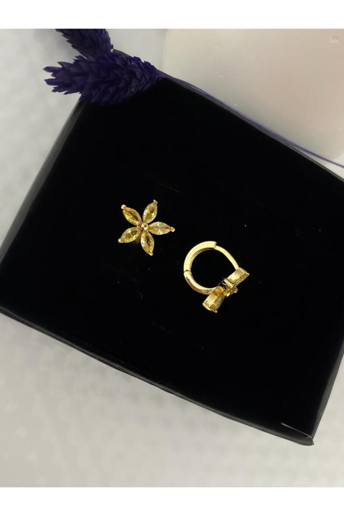 gold renk rodyum kaplama zirkon taşlı çiçek model halka küpe