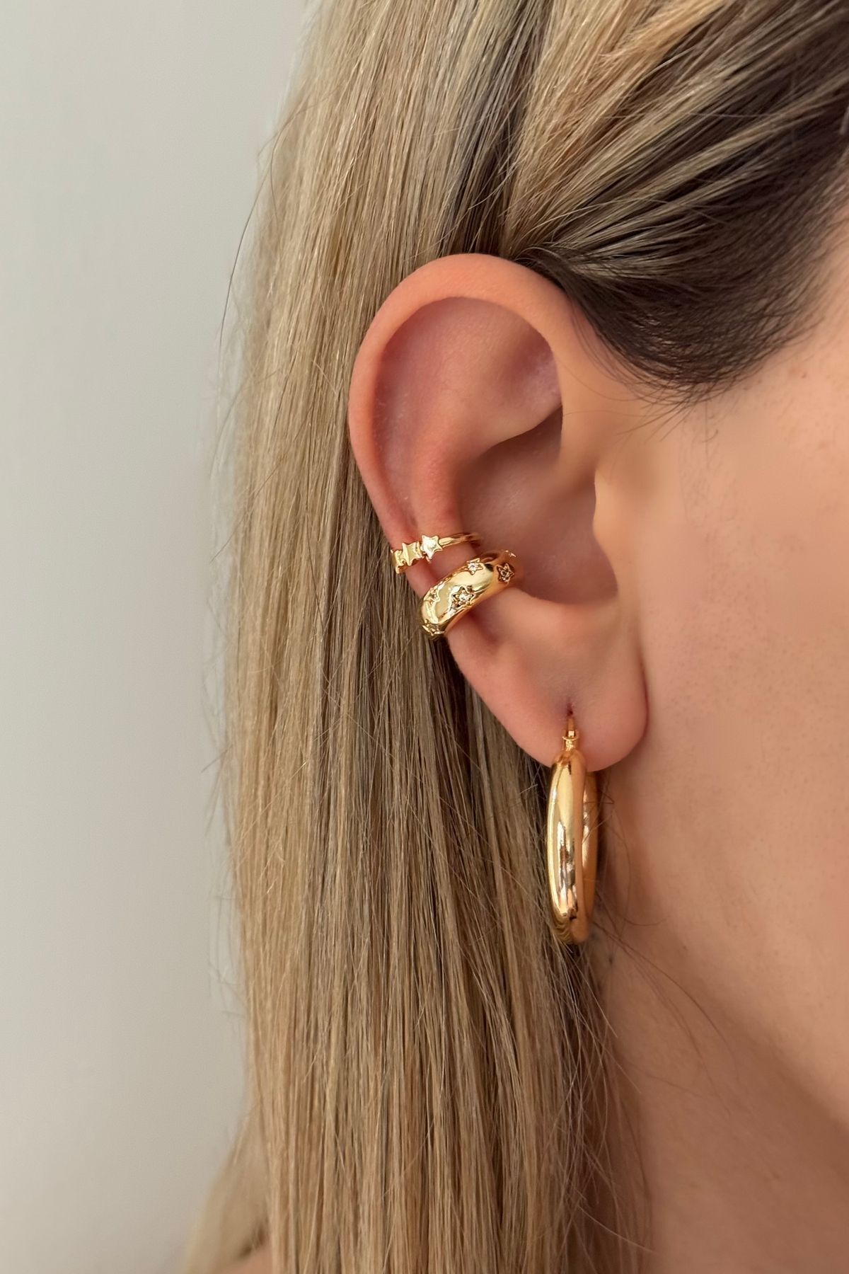 Lavian Accessories  Gold Renk 2’li Yıldız Zirkon Taşlı Earcuff Seti
