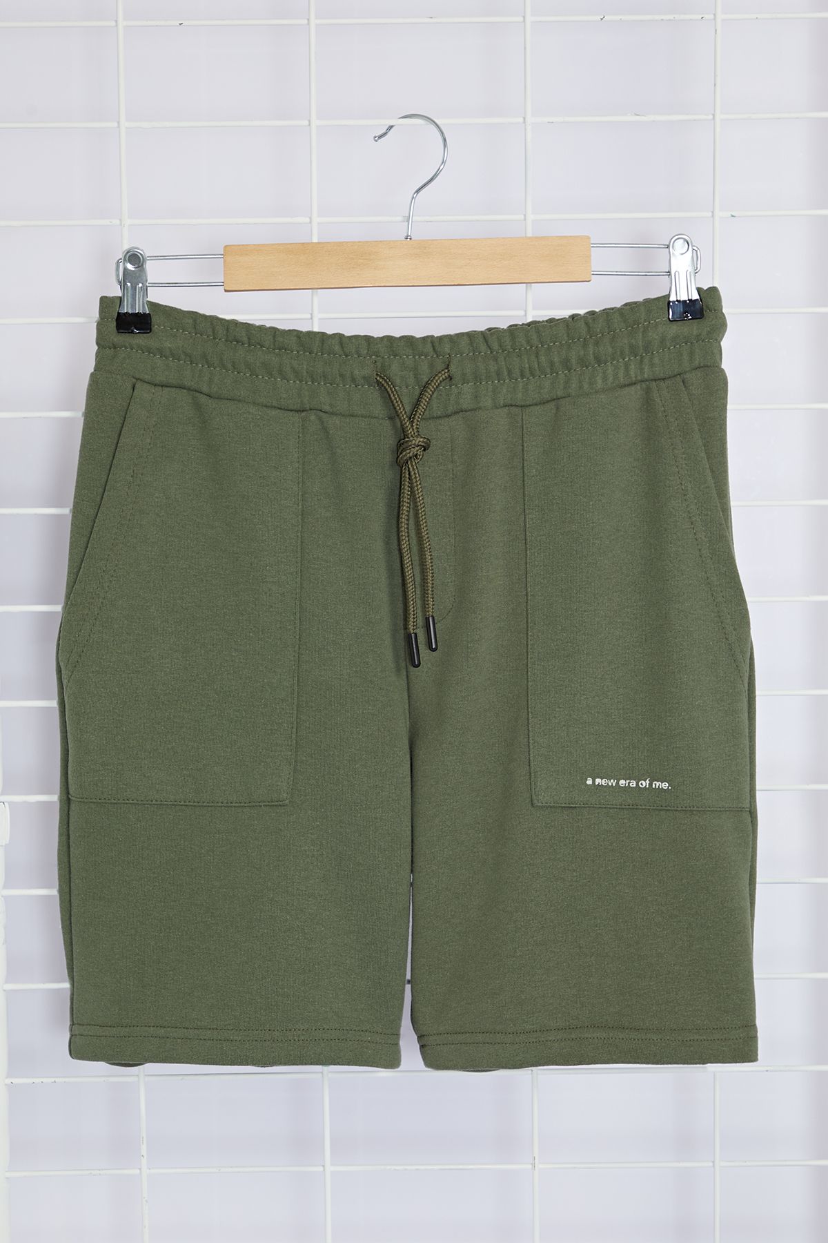Trendyol Collection Szorty I Bermudy W Kolorze Khaki Z Nadrukiem — Regularny Krój Mężczyzna - L